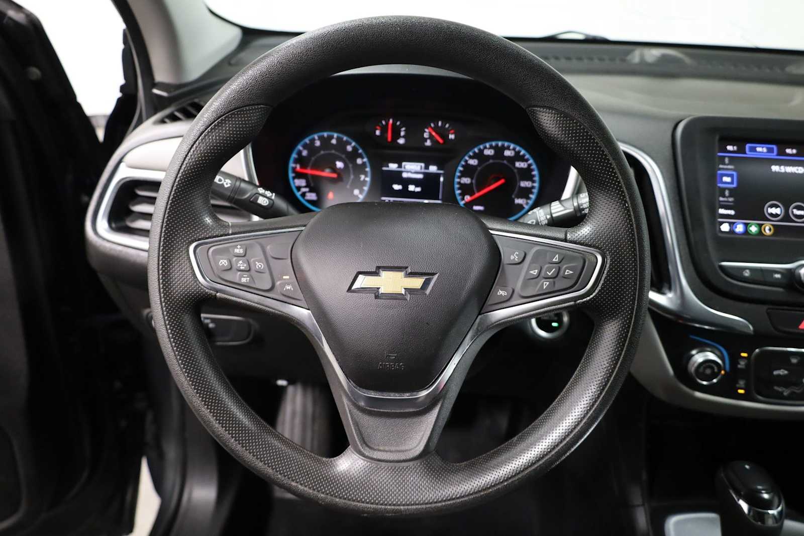 Thumbnail: 2020 Chevrolet Equinox - 21