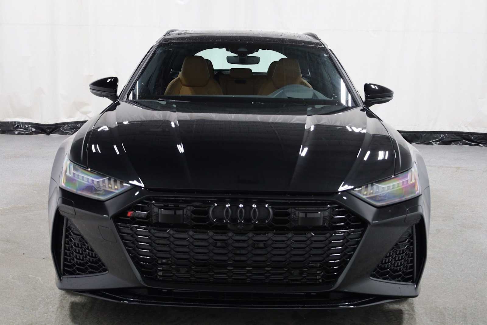 Thumbnail: 2026 Audi RS 6 - 14