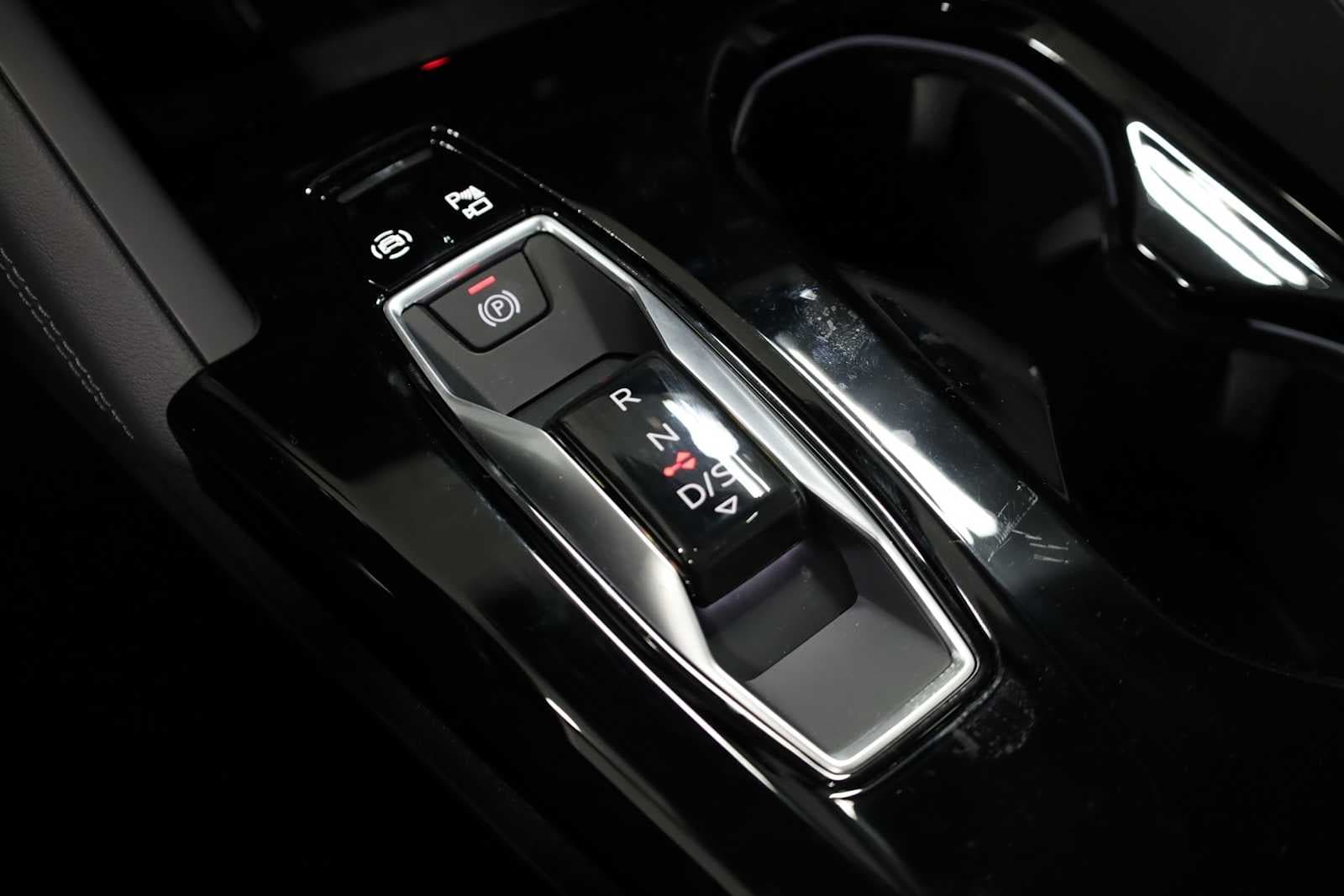 Thumbnail: 2025 Audi Q5 - 30