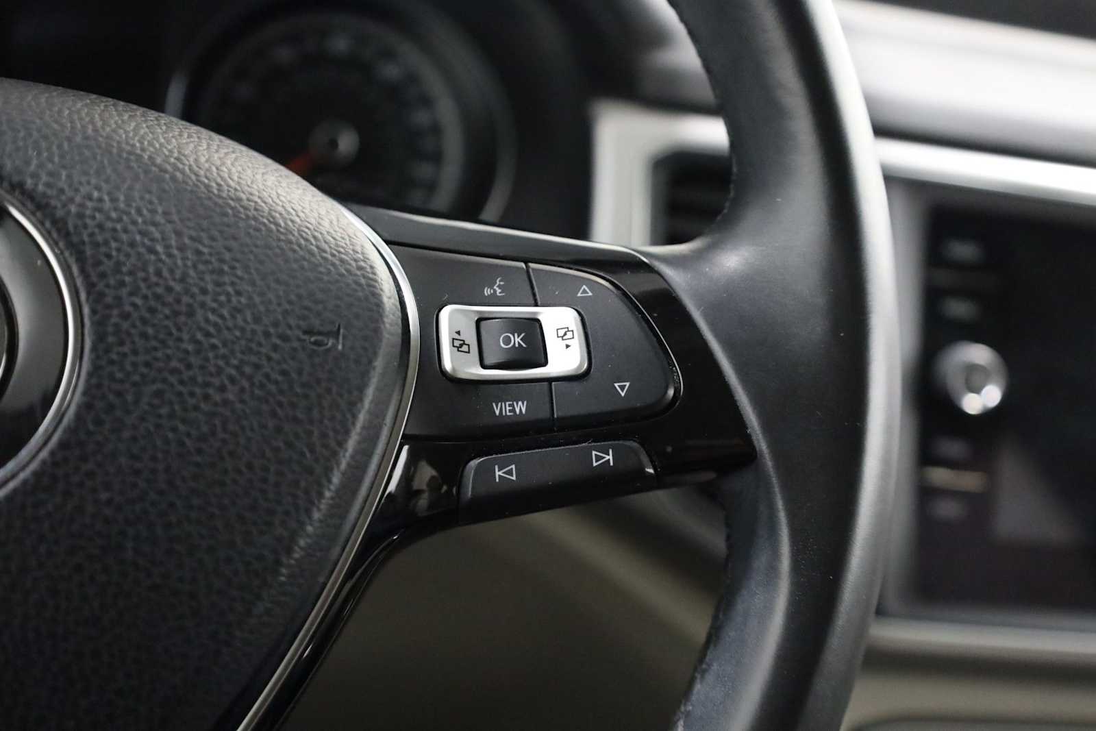 Thumbnail: 2019 Volkswagen Atlas - 25