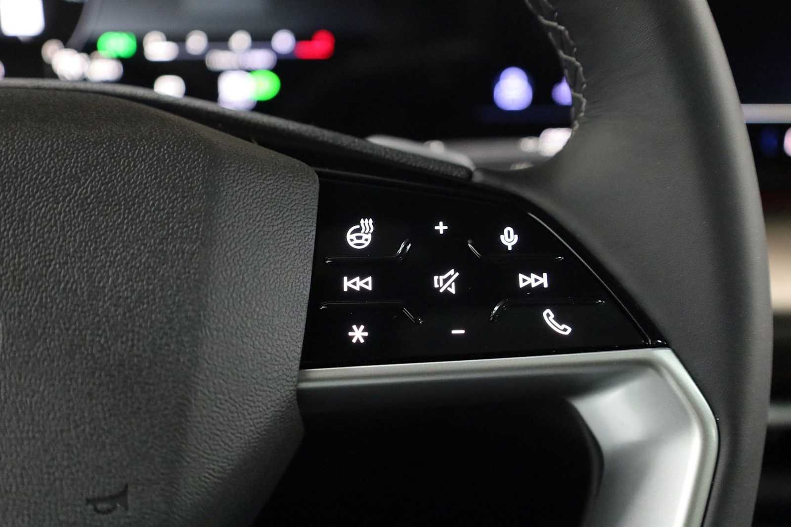 Thumbnail: 2025 Audi Q5 - 26