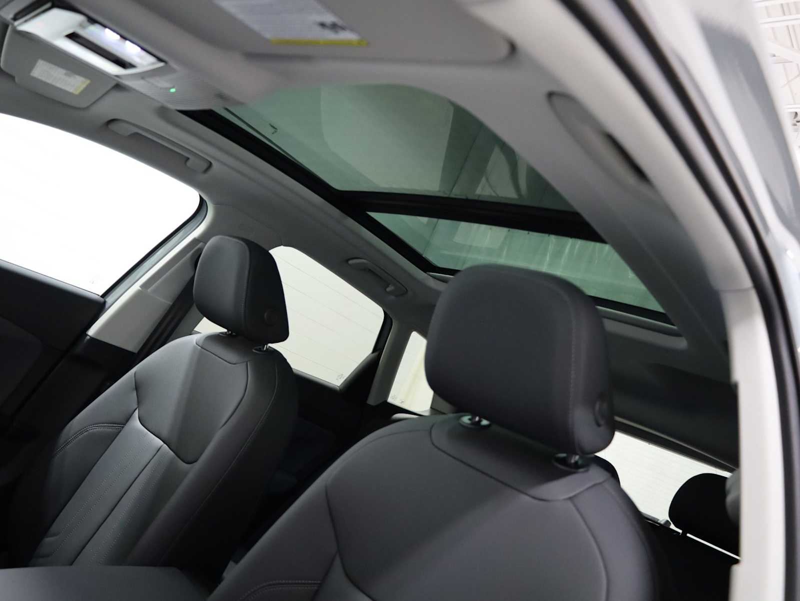 Thumbnail: 2026 Audi Q3 - 19
