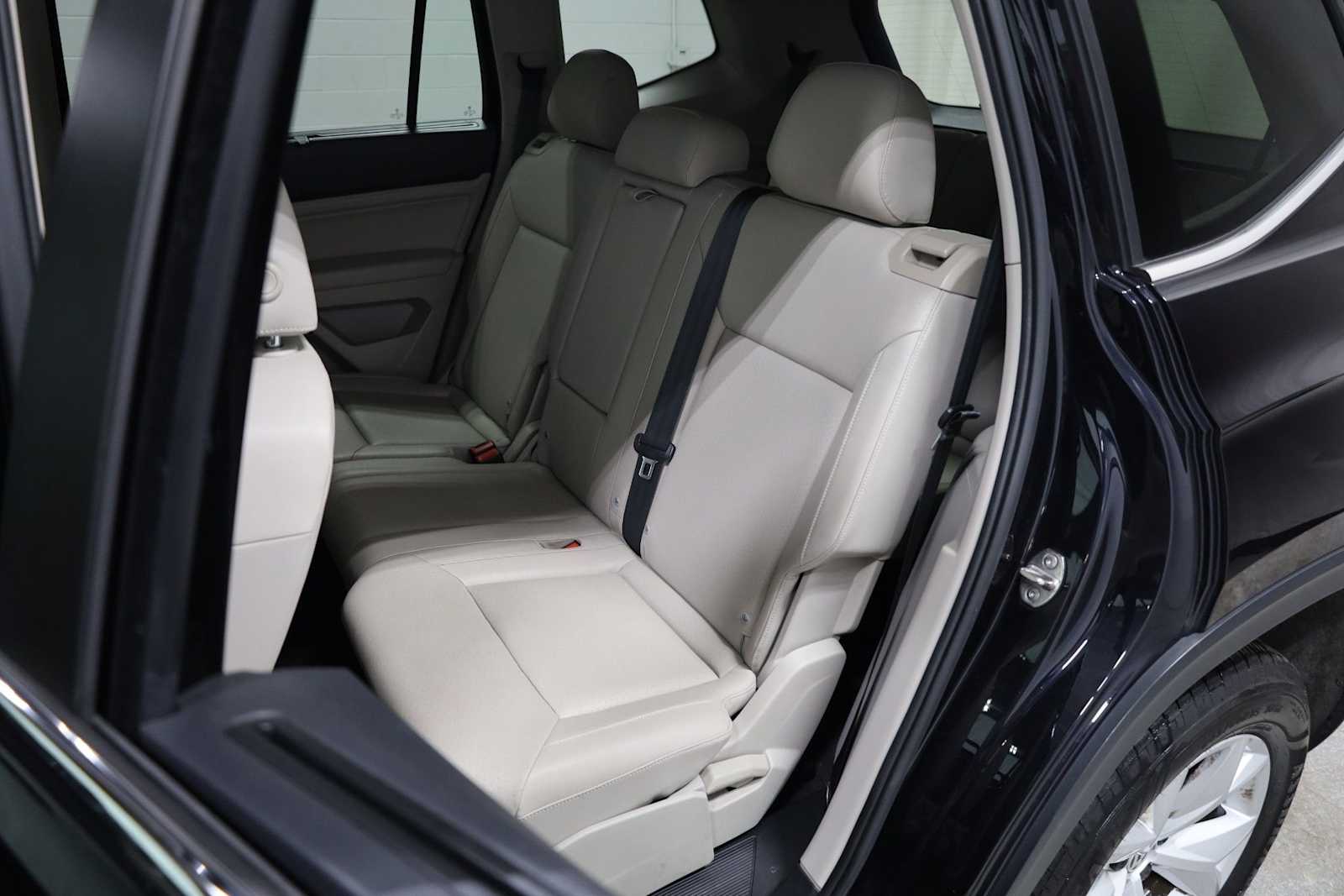 Thumbnail: 2019 Volkswagen Atlas - 31