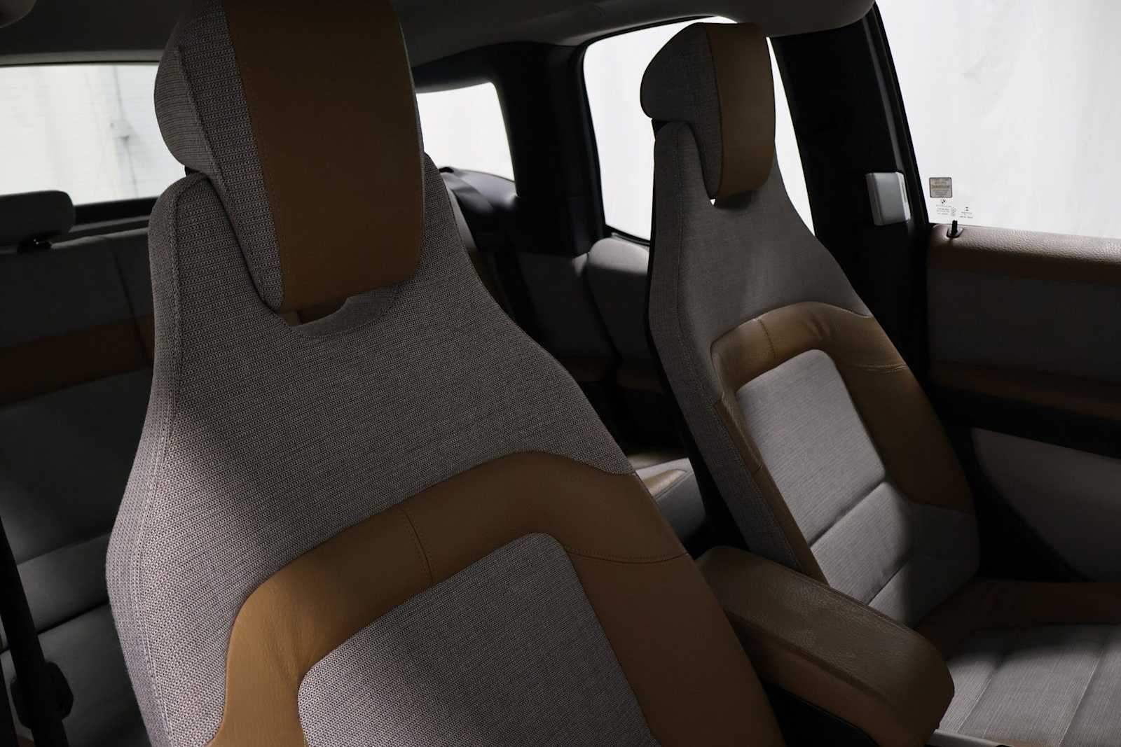 Thumbnail: 2014 BMW i3 - 19
