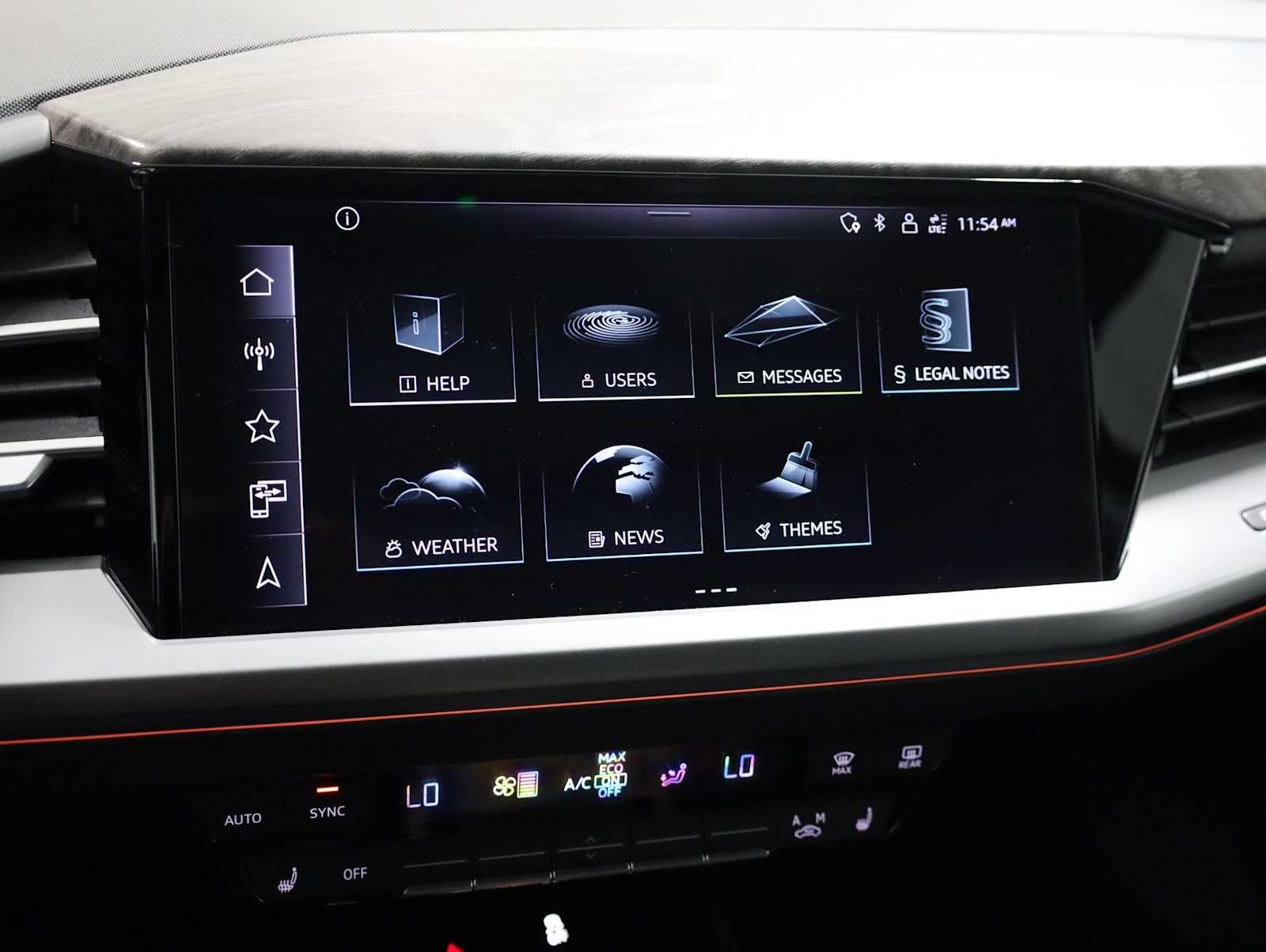 Thumbnail: 2023 Audi Q4 e-tron - 30