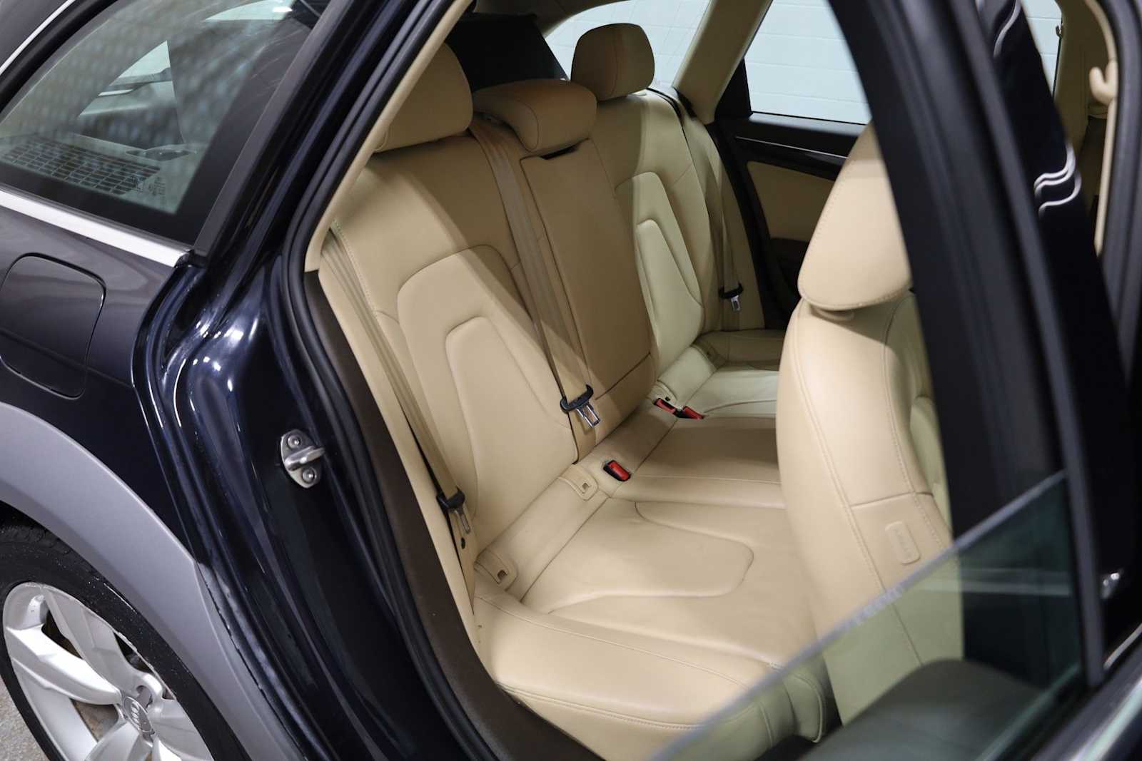 Thumbnail: 2014 Audi Allroad - 34