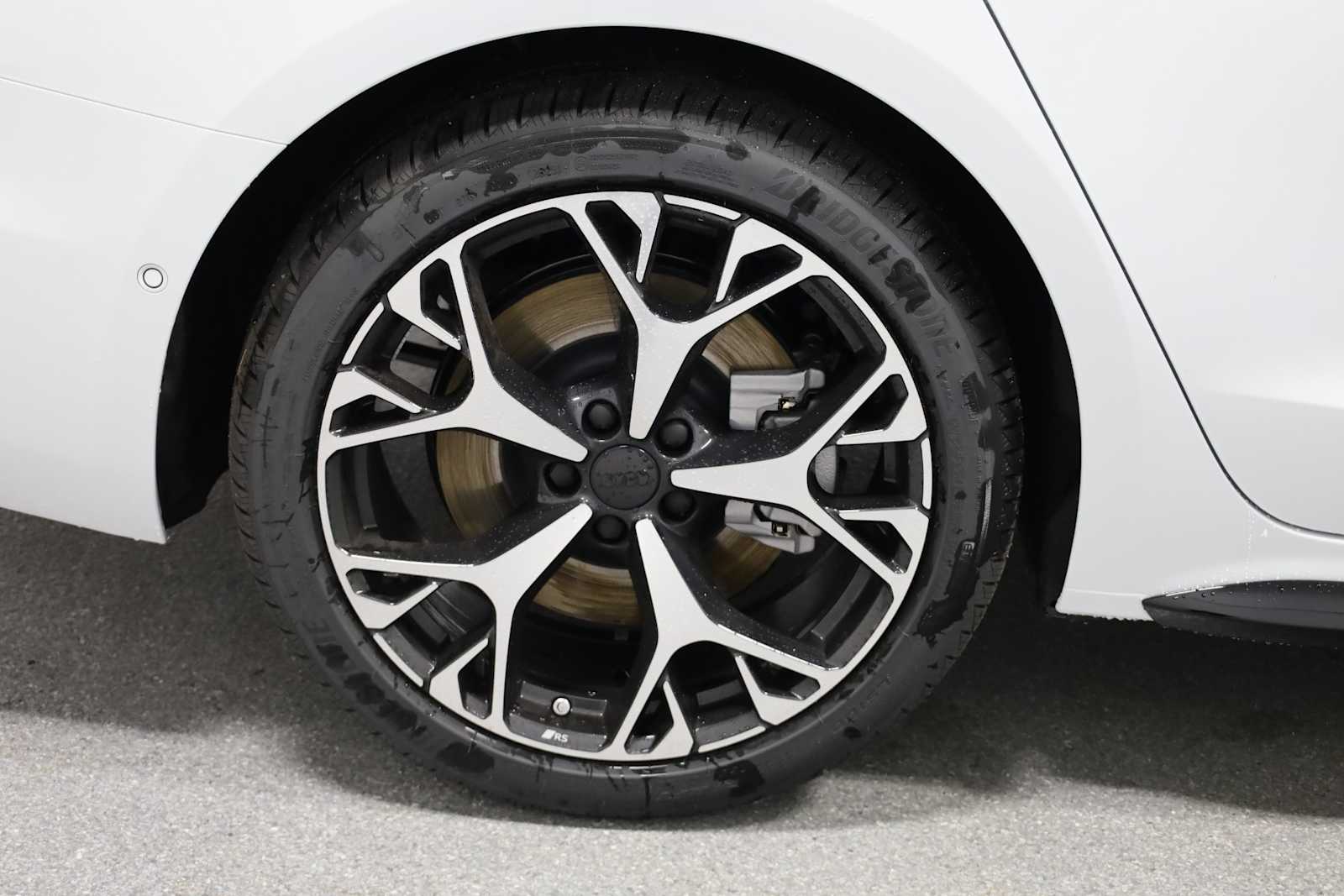 Thumbnail: 2026 Audi A6 - 36