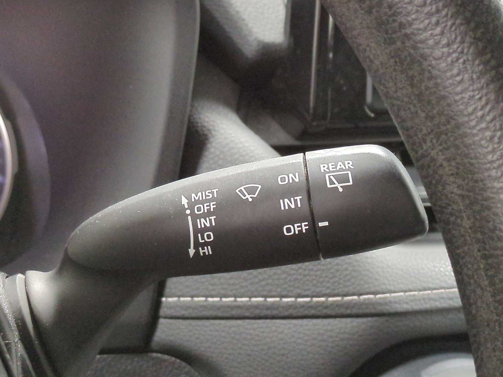 Thumbnail: 2022 Toyota RAV4 - 26