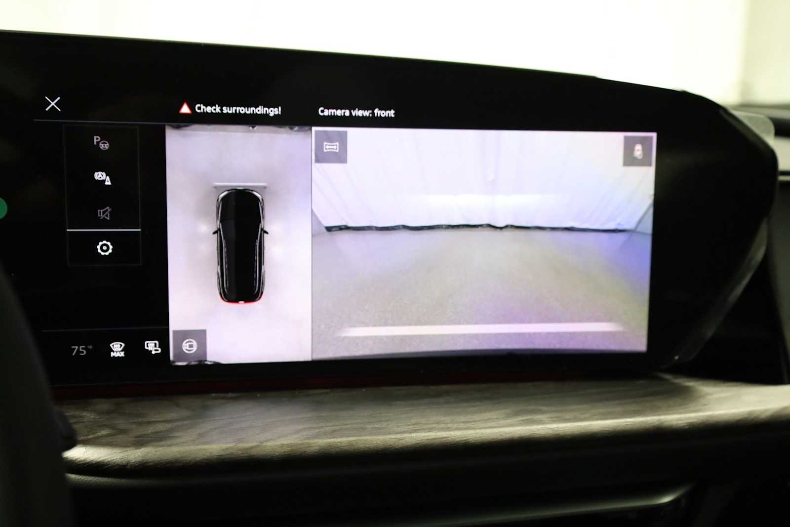 Thumbnail: 2025 Audi Q5 - 30