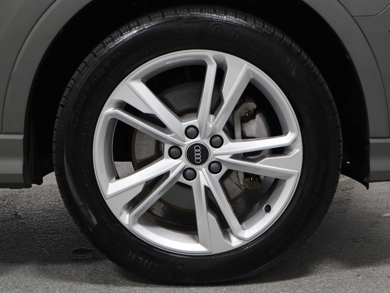 Thumbnail: 2023 Audi Q3 - 12