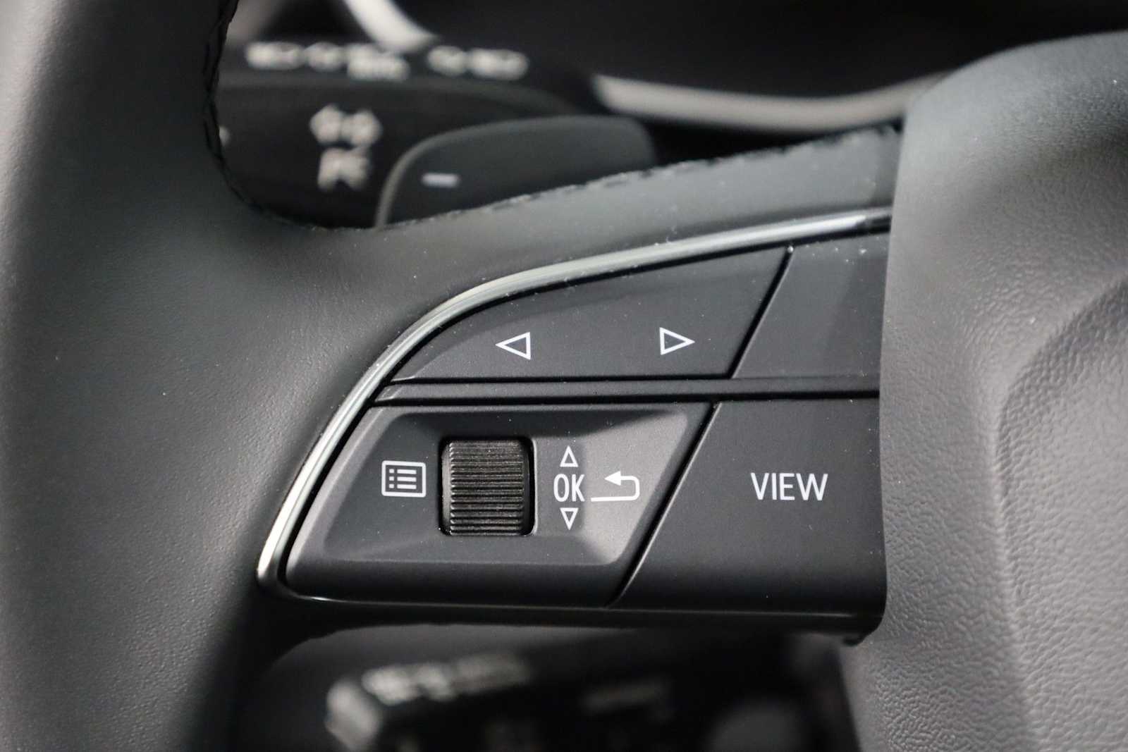 Thumbnail: 2025 Audi Q3 - 24