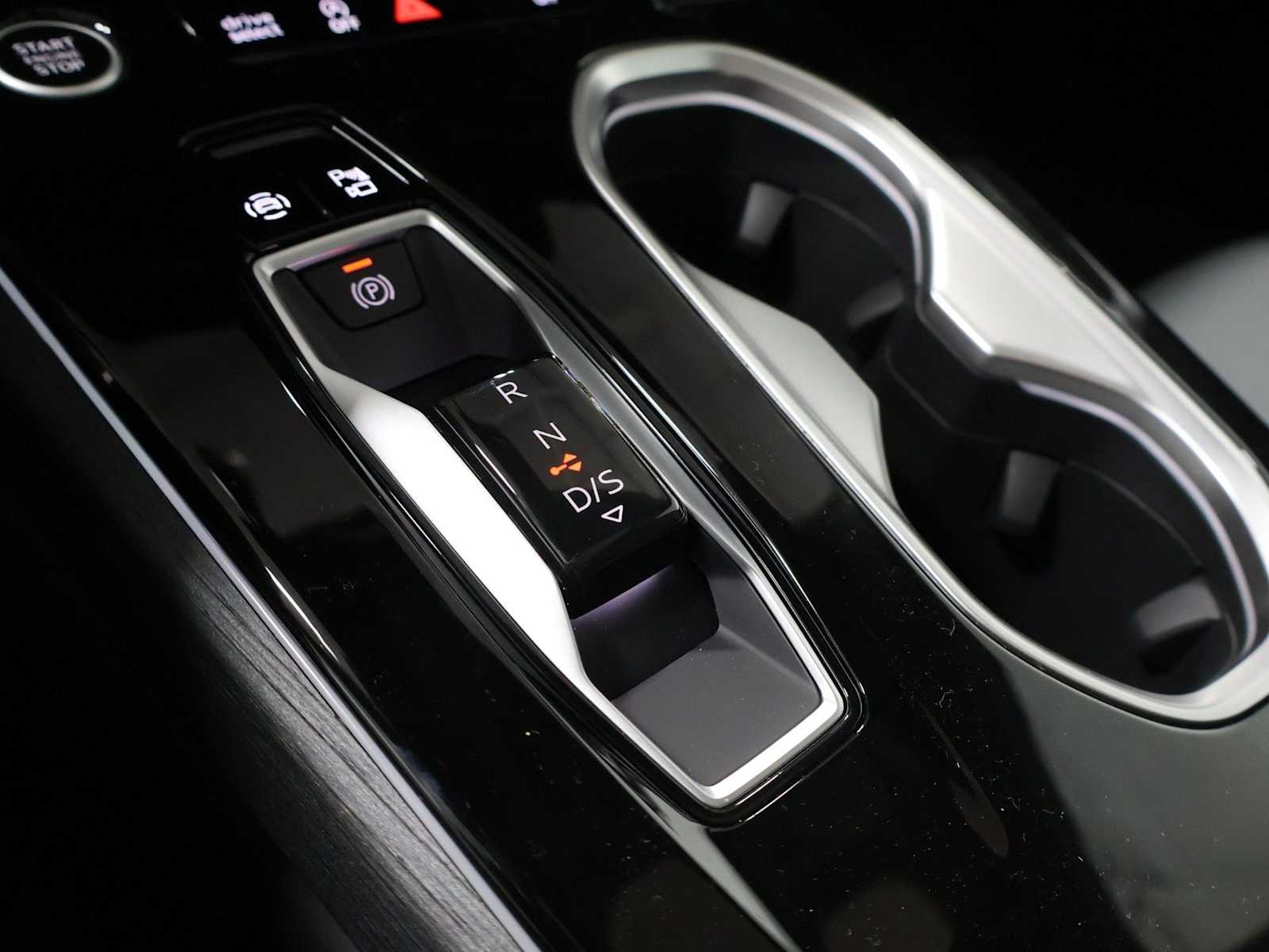 Thumbnail: 2026 Audi A6 - 26