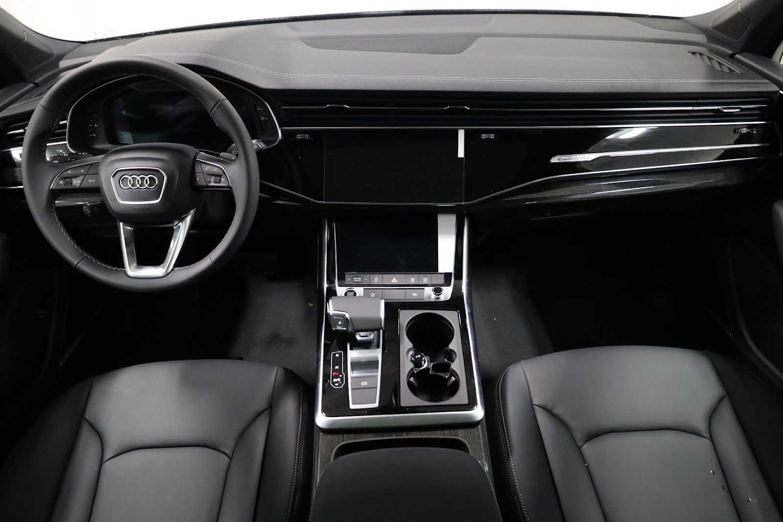 Thumbnail: 2026 Audi Q7 - 23