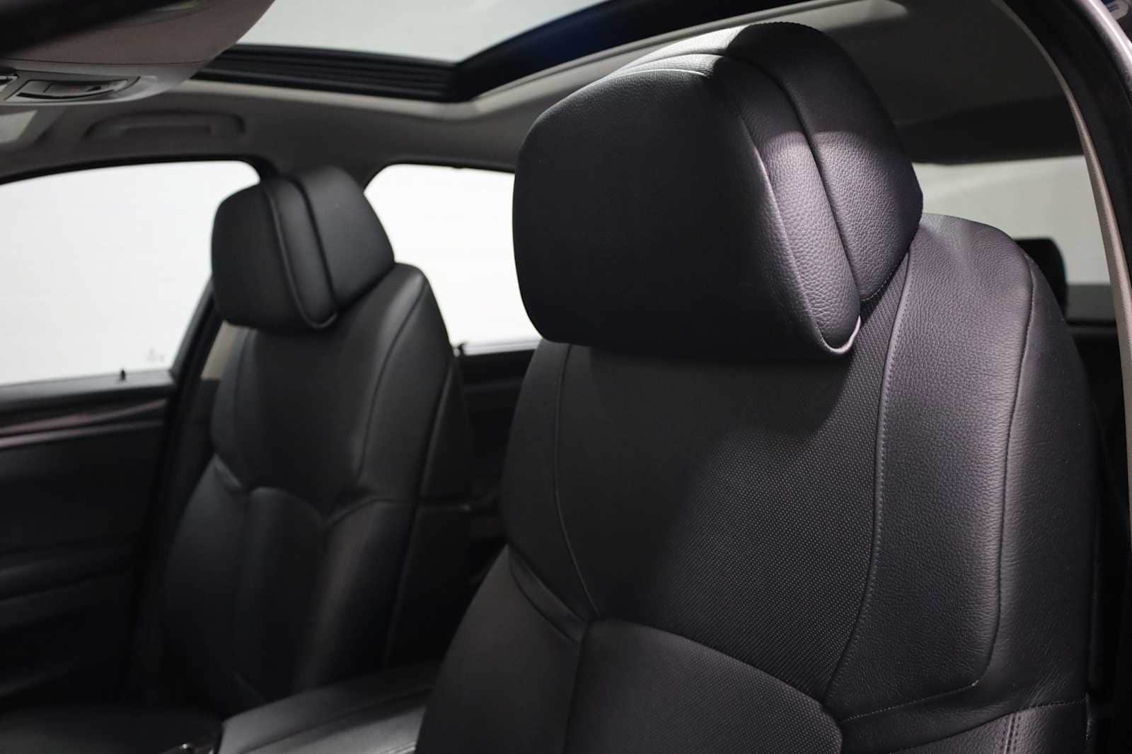 Thumbnail: 2011 BMW 5 Series - 18