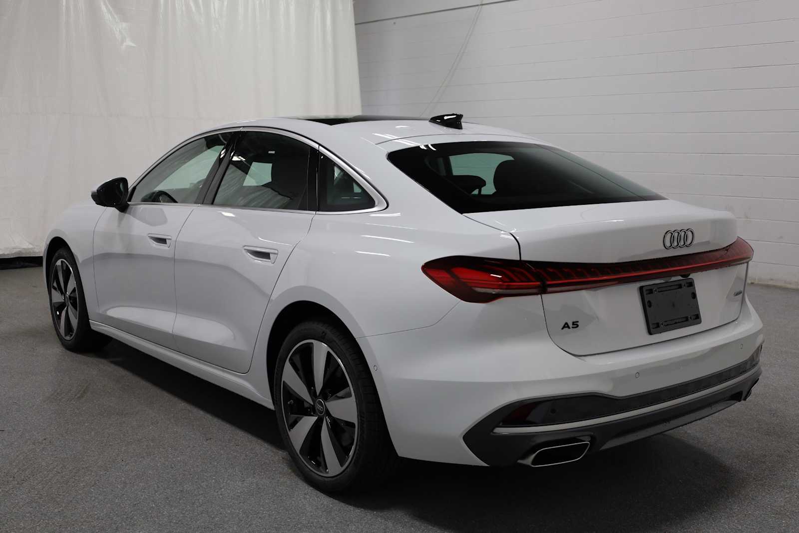 2025 Audi A5 2.0T Premium Plus photo 3
