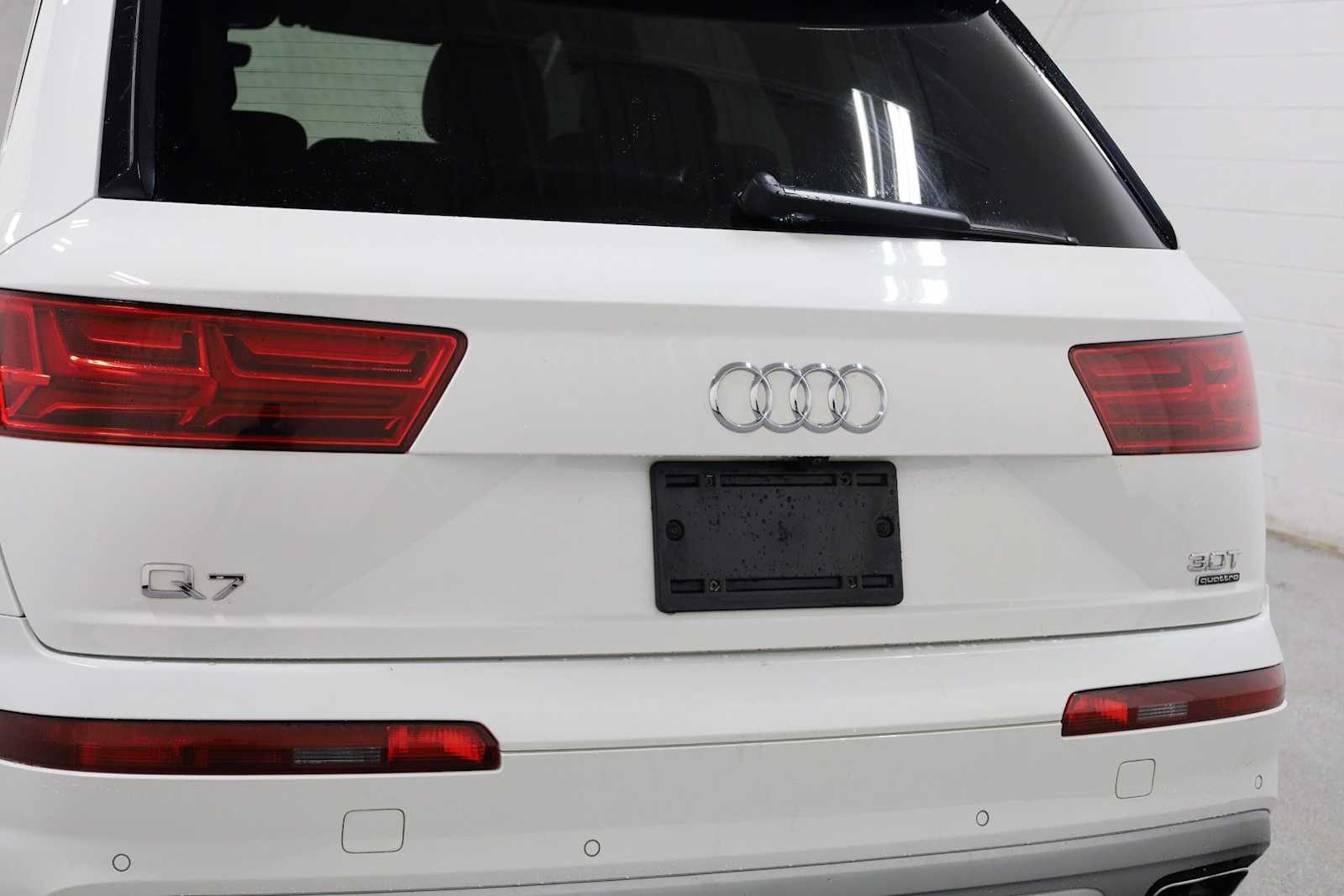 Thumbnail: 2017 Audi Q7 - 8