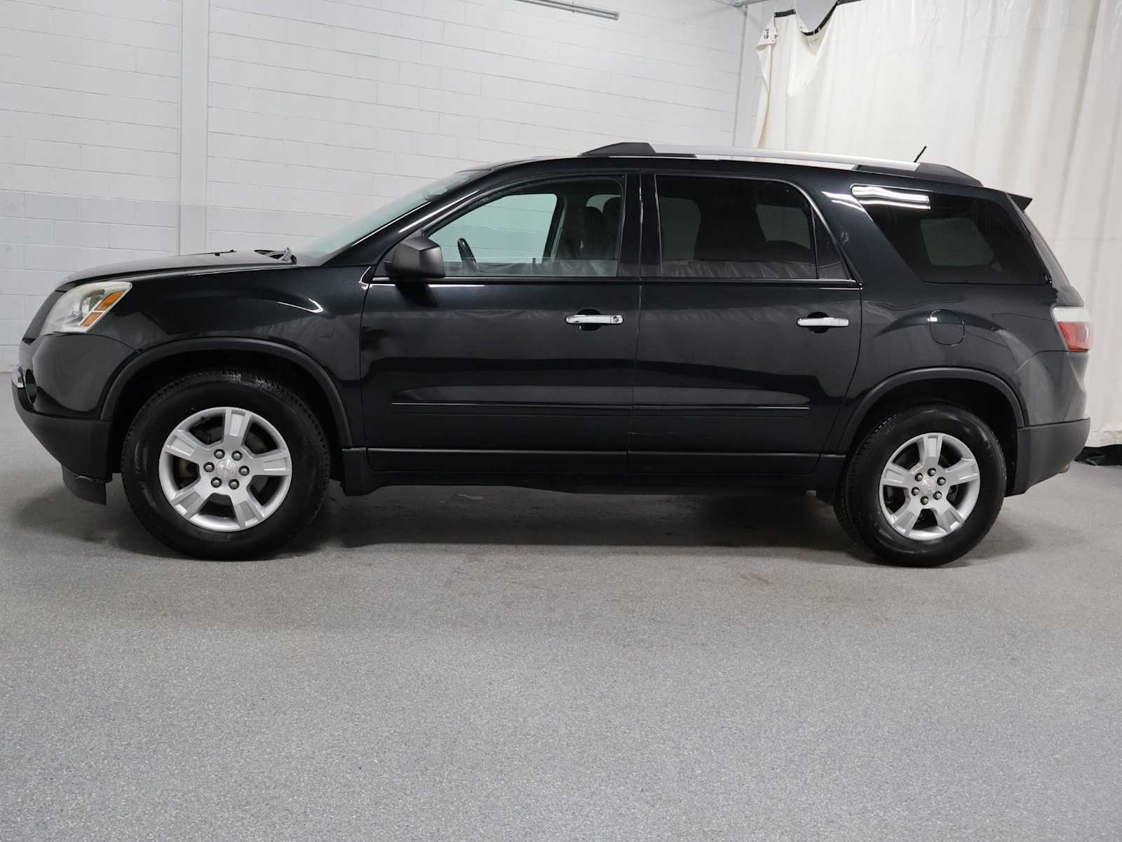 Thumbnail: 2012 GMC Acadia - 2