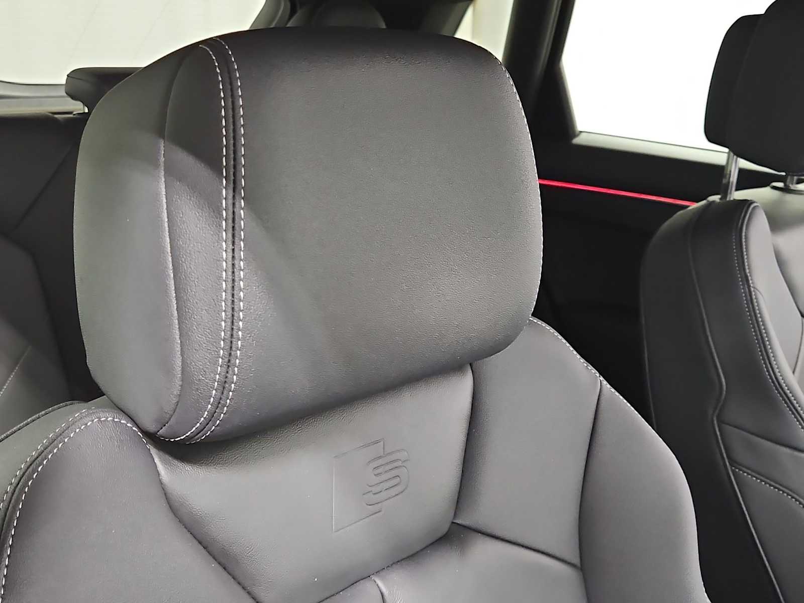 Thumbnail: 2023 Audi Q3 - 21