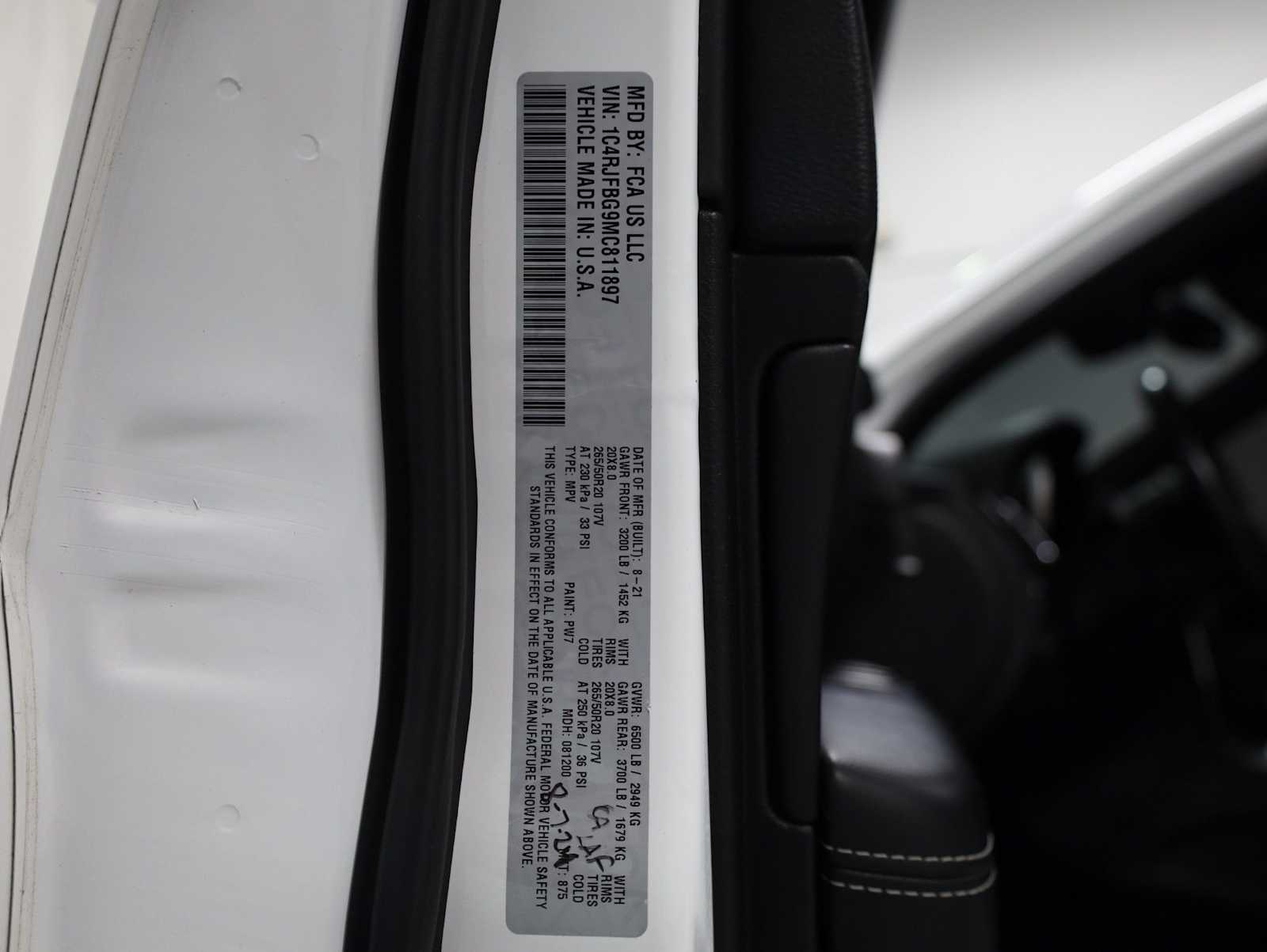 Thumbnail: 2021 Jeep Grand Cherokee - 42