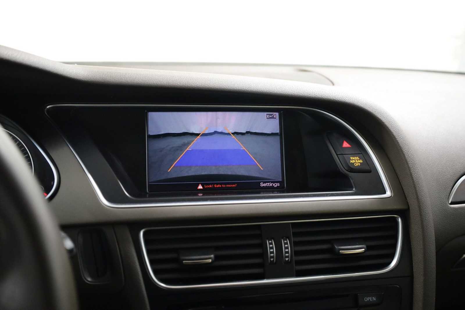 Thumbnail: 2014 Audi Allroad - 32