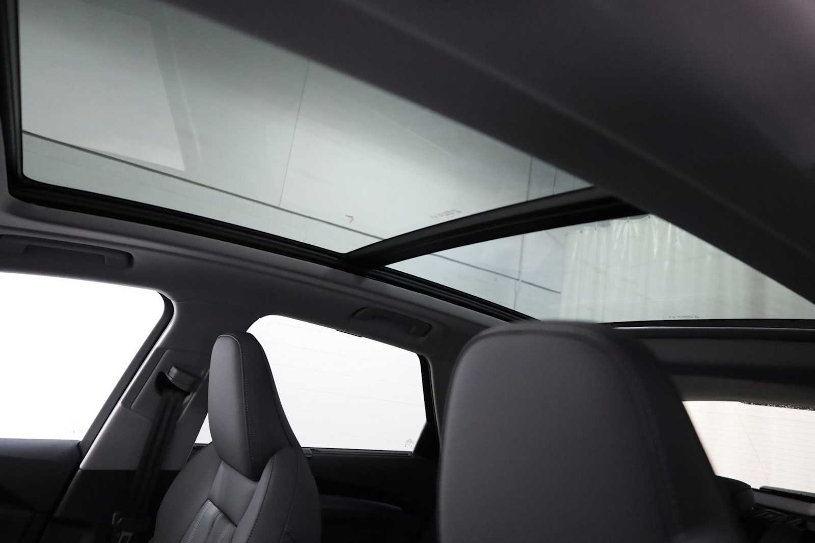 Thumbnail: 2025 Audi Q5 - 19