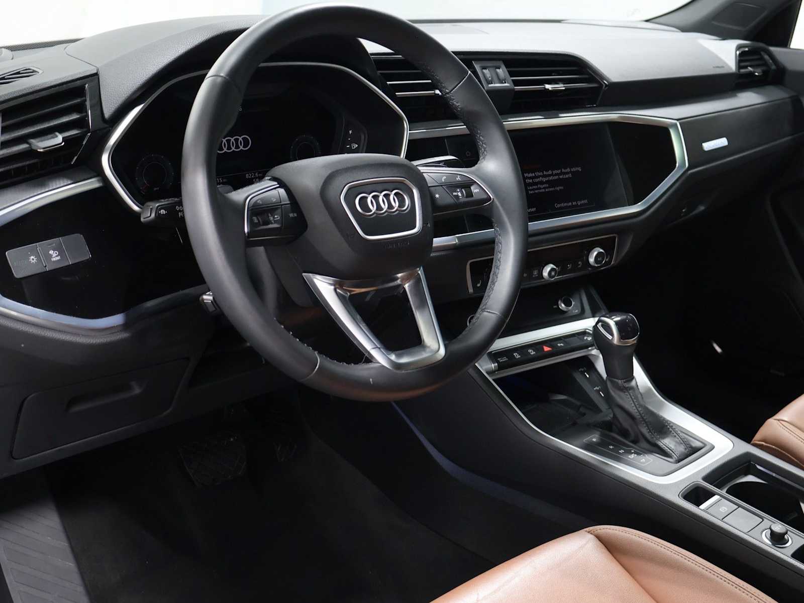 Thumbnail: 2023 Audi Q3 - 4