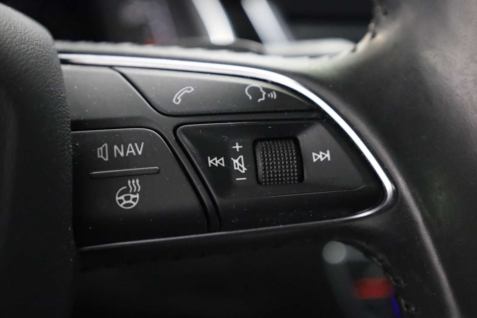 Thumbnail: 2018 Audi Q7 - 26