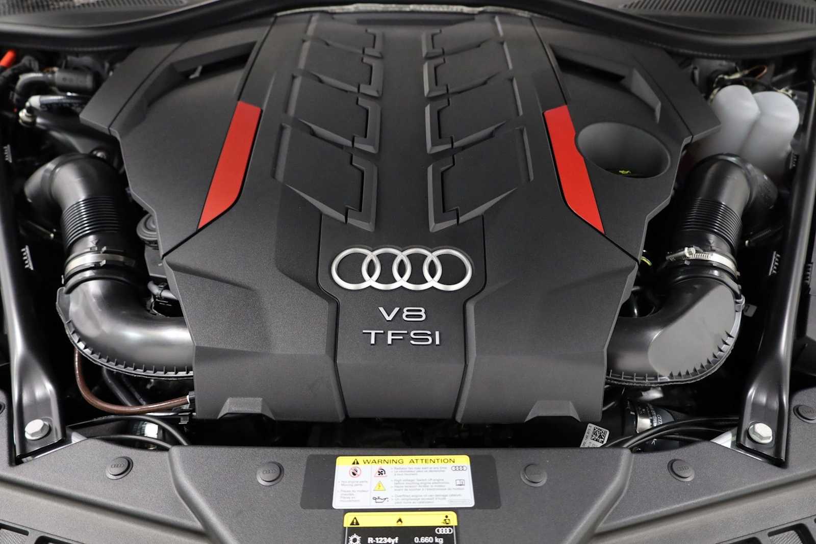 Thumbnail: 2025 Audi S8 - 40