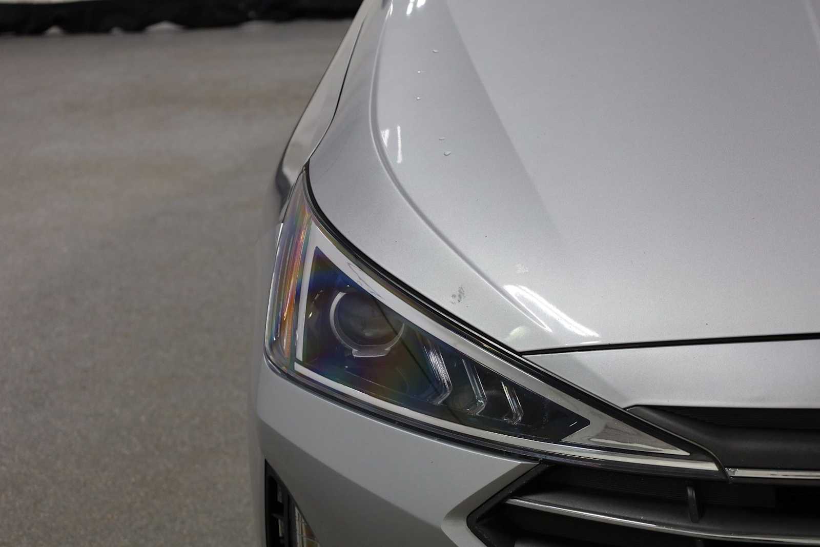 Thumbnail: 2020 Hyundai Elantra - 15