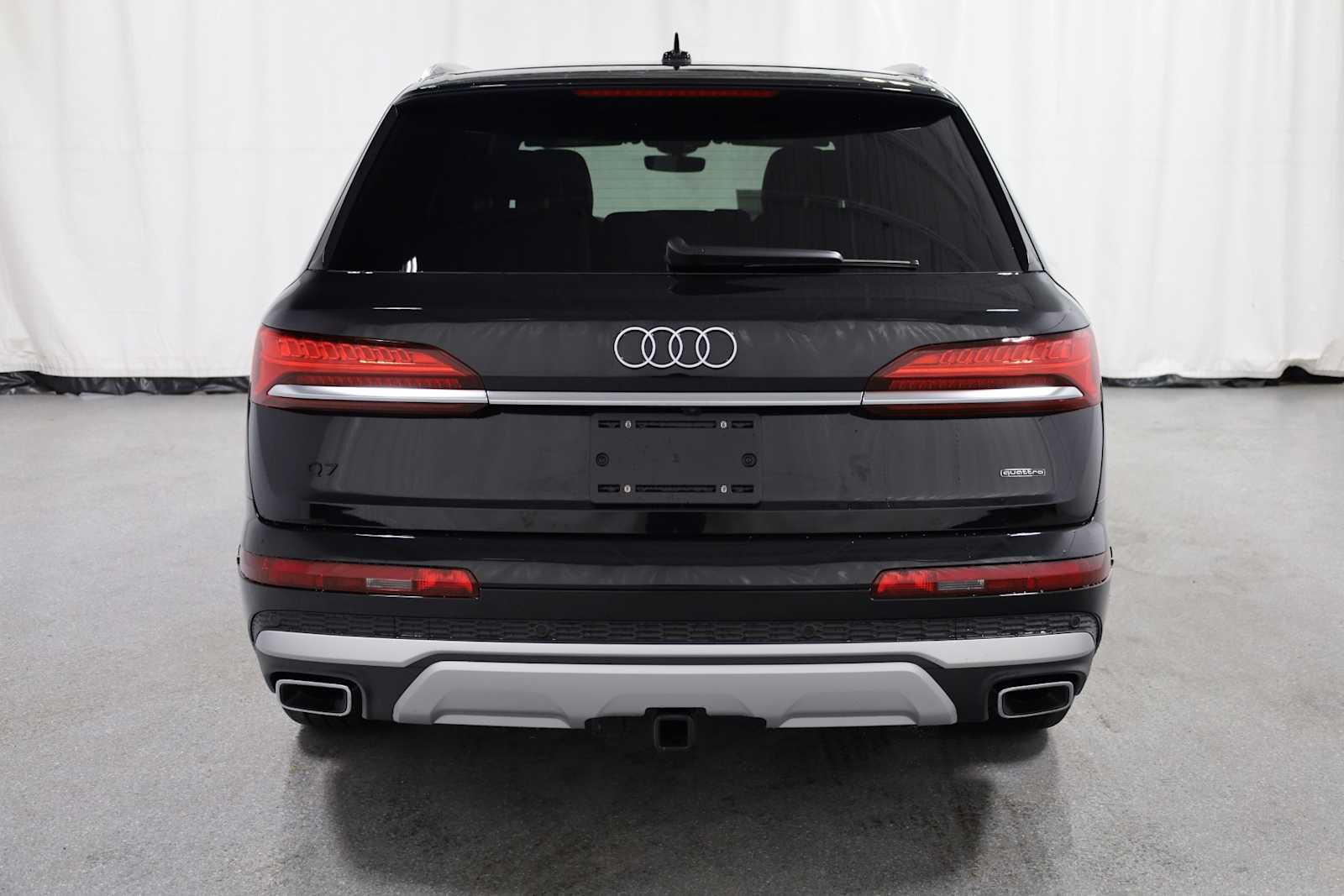 Thumbnail: 2025 Audi Q7 - 7