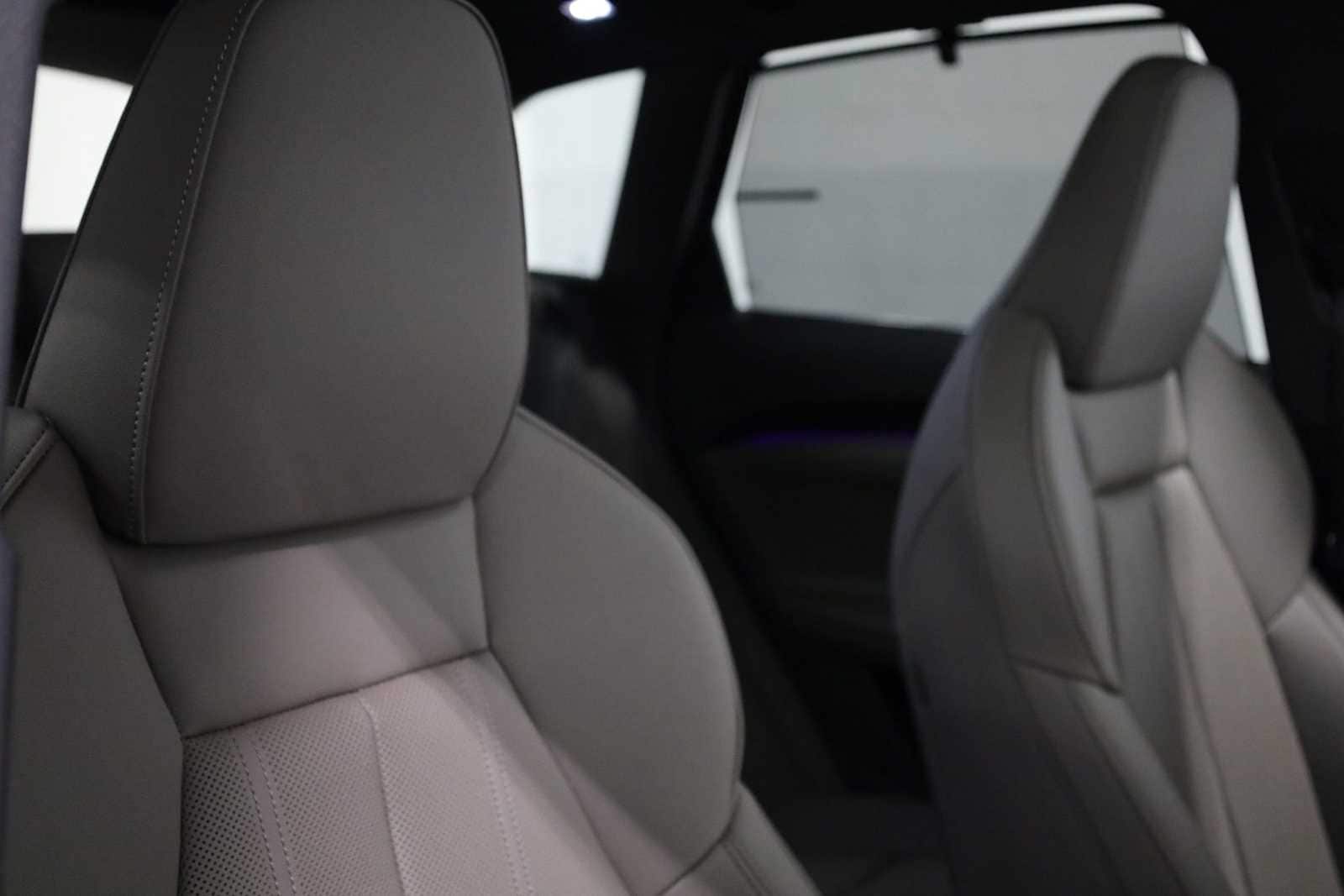 Thumbnail: 2025 Audi Q5 - 21