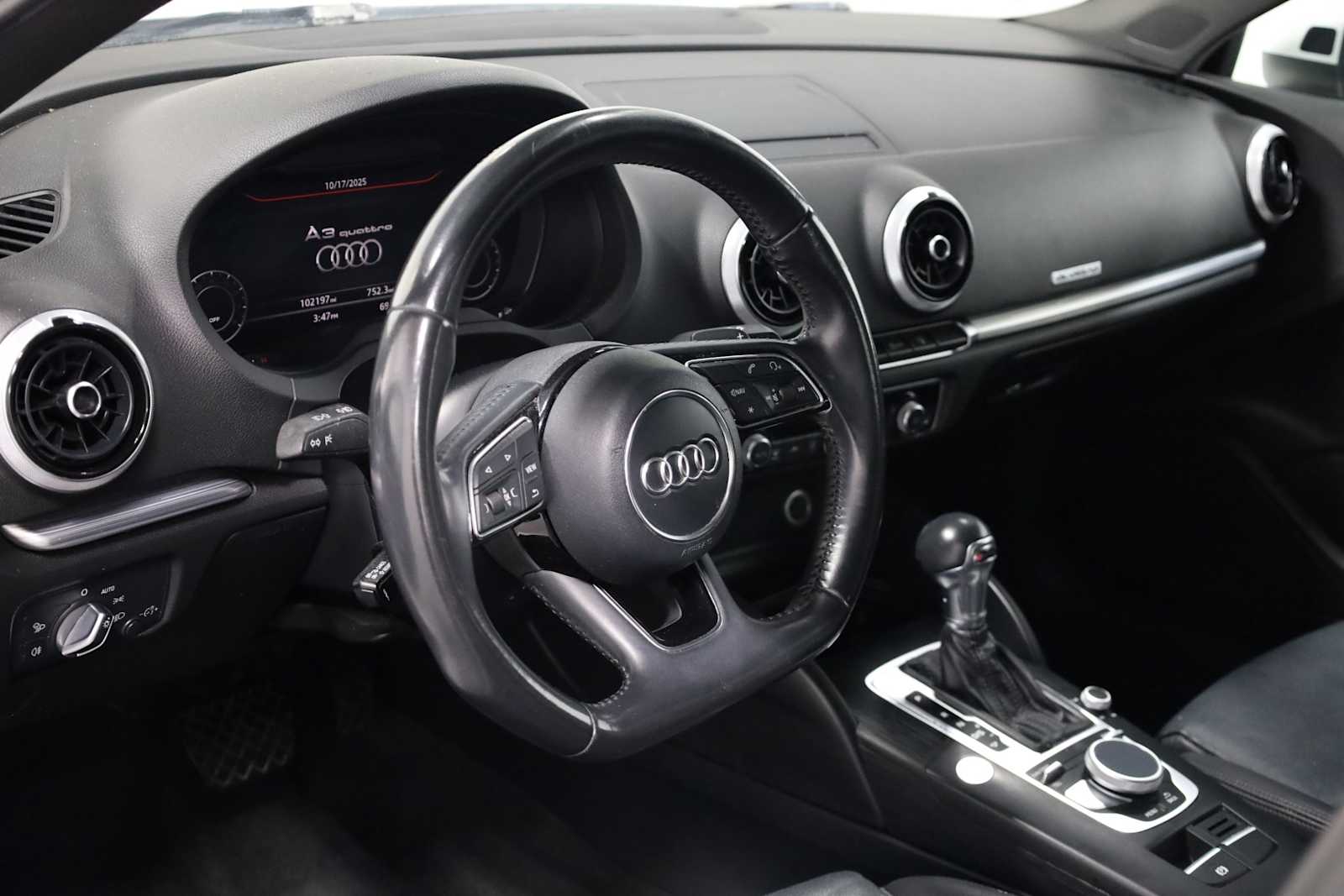 2017 Audi A3 Quattro Premium Plus photo 4