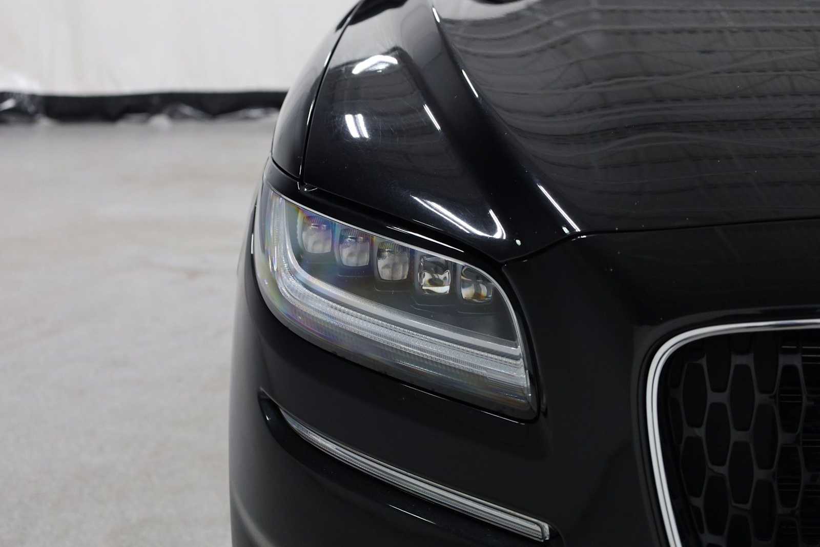 Thumbnail: 2022 Lincoln Nautilus - 15