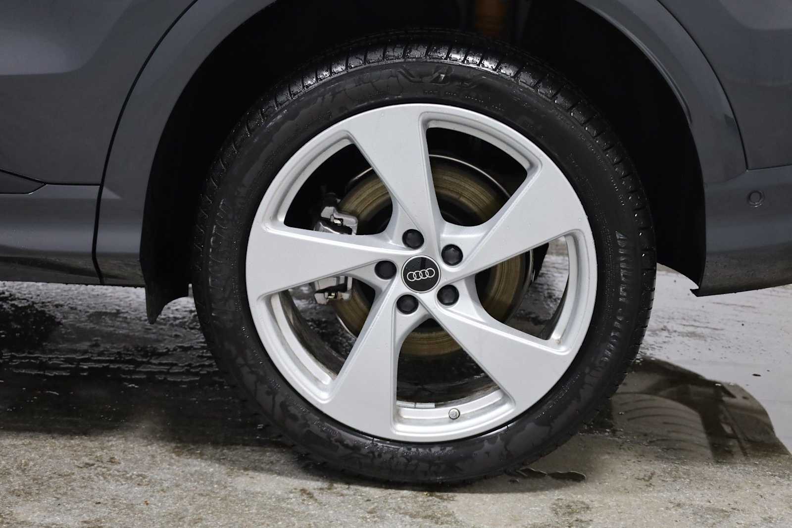 Thumbnail: 2025 Audi Q5 - 37