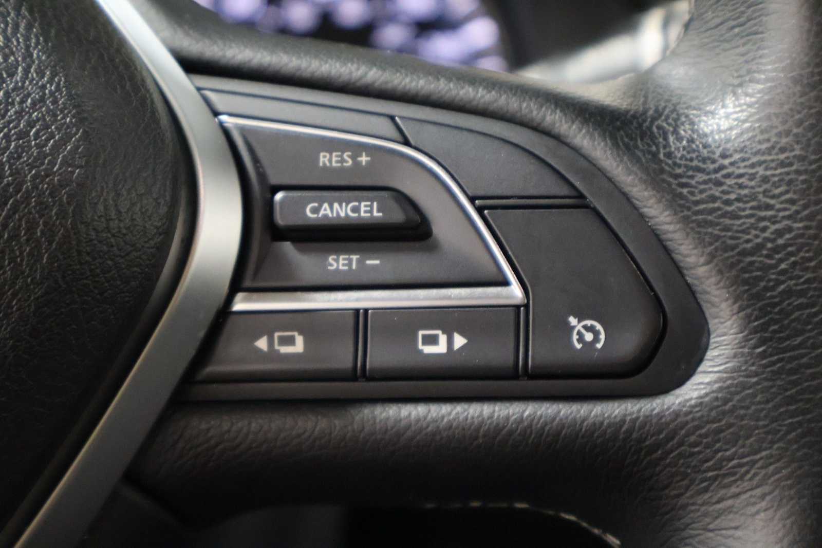 Thumbnail: 2019 INFINITI Q50 - 25