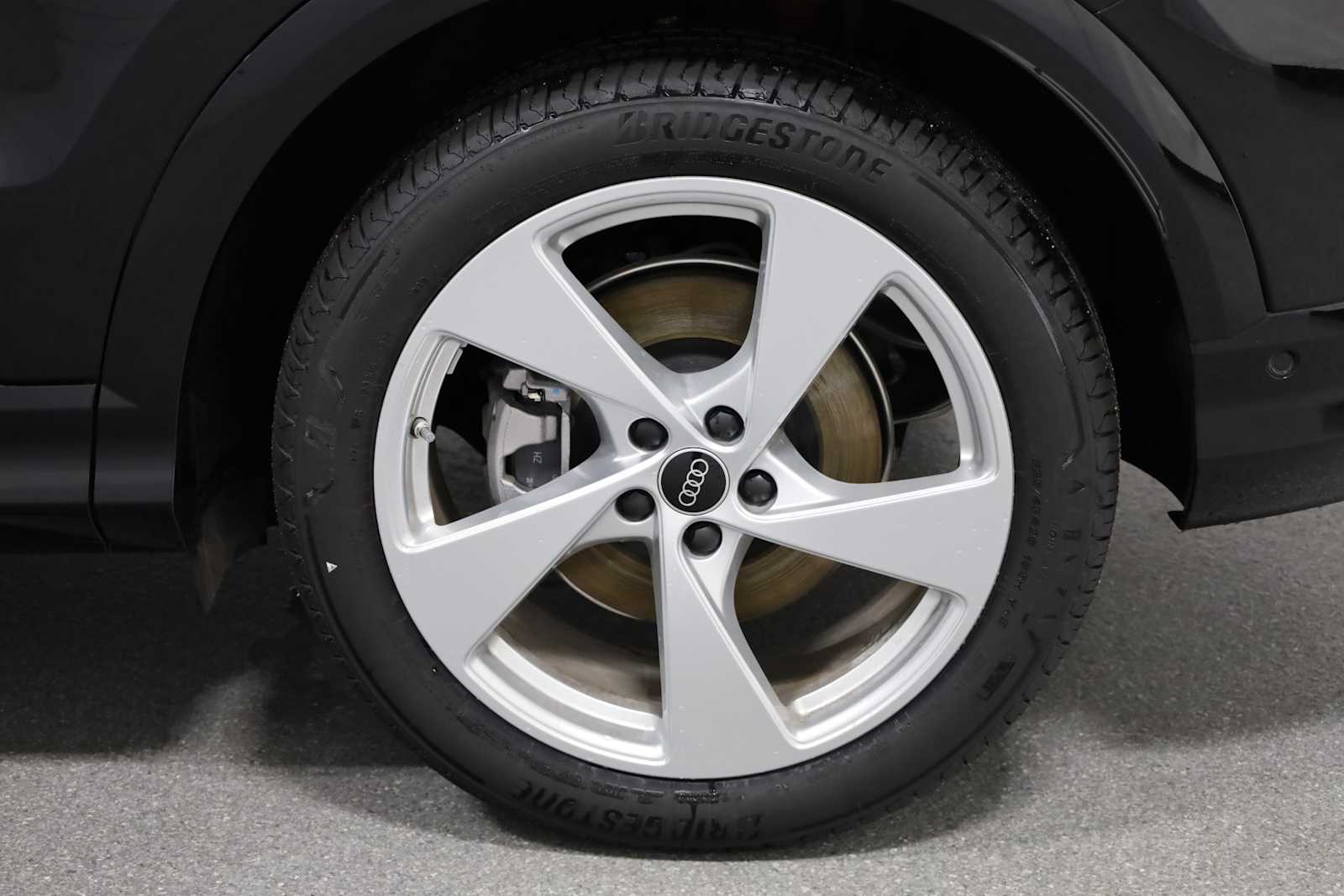 Thumbnail: 2025 Audi Q5 - 38