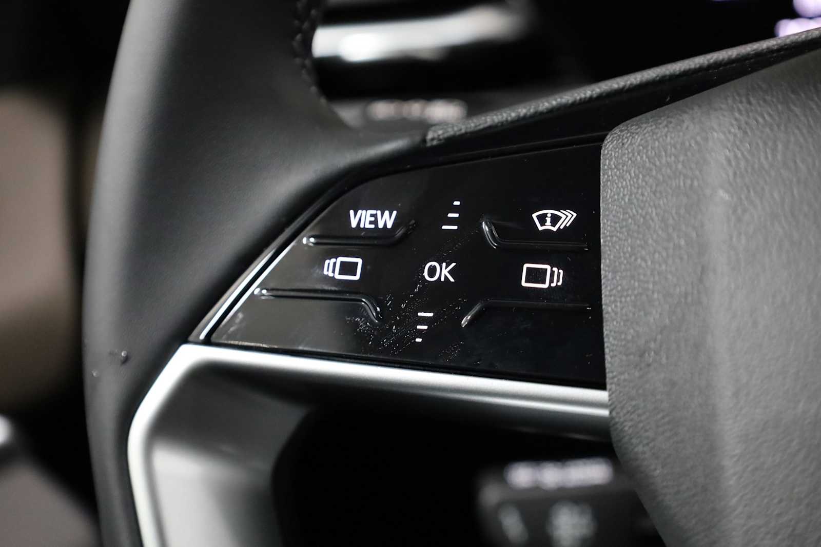 Thumbnail: 2025 Audi Q5 - 25