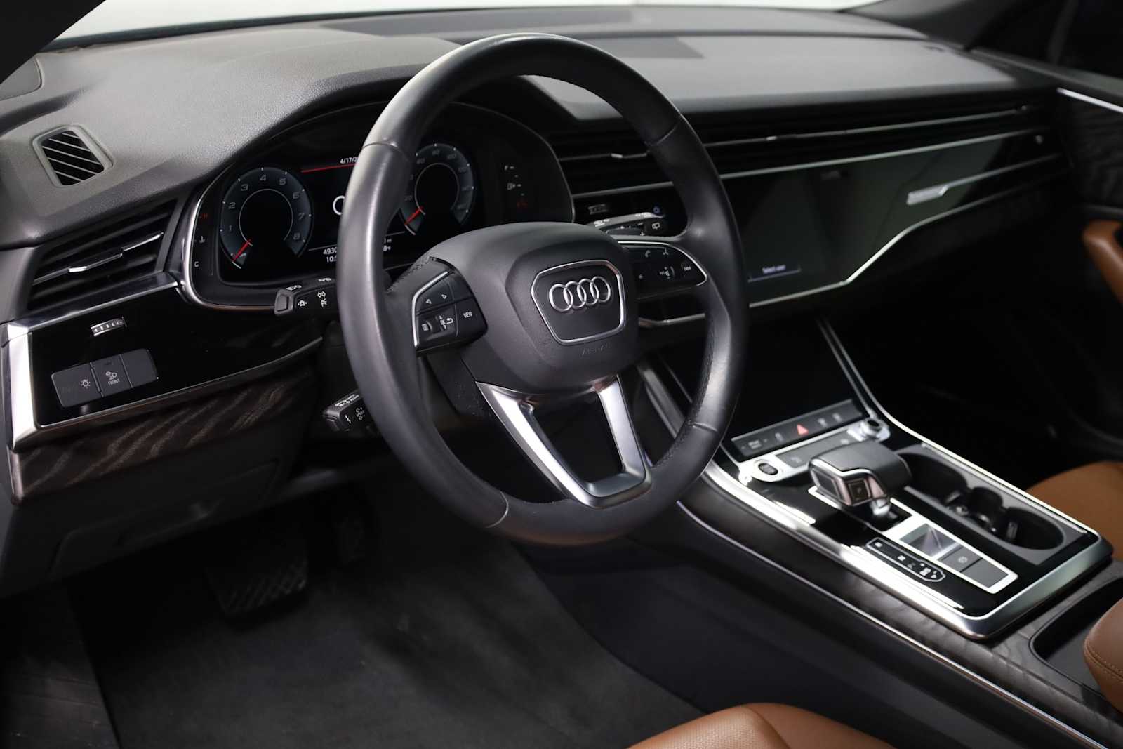 2021 Audi Q8 55 Premium Plus photo 4