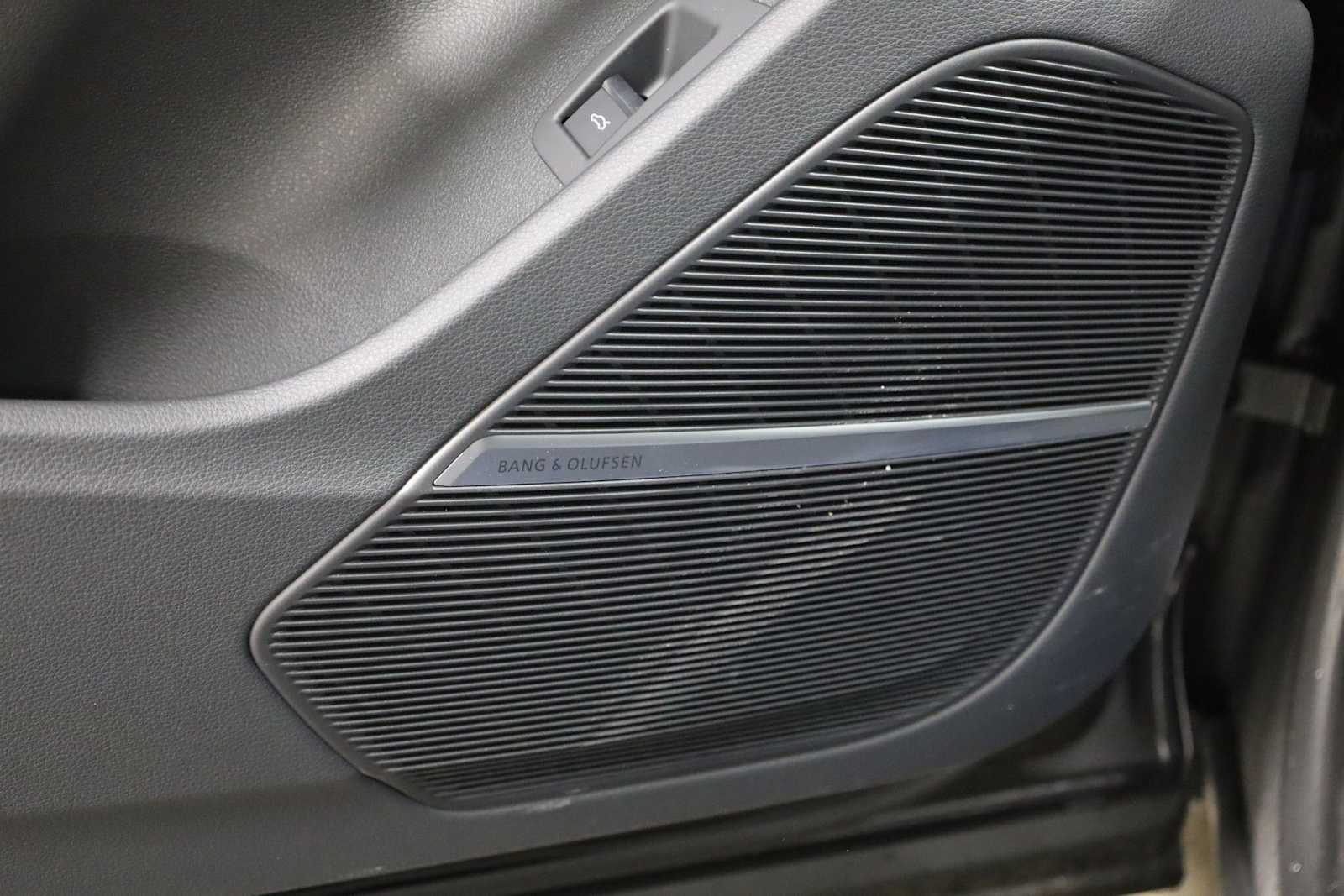 Thumbnail: 2026 Audi Q7 - 17