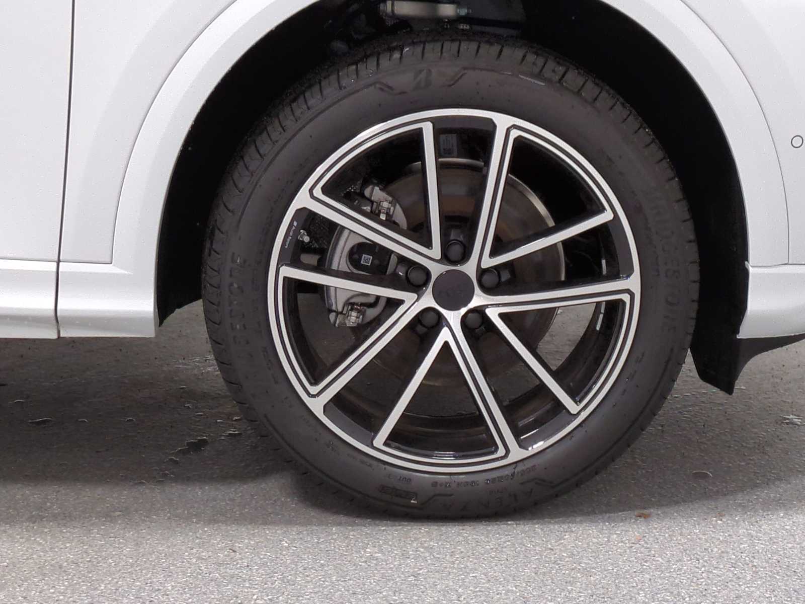 Thumbnail: 2026 Audi Q5 - 12