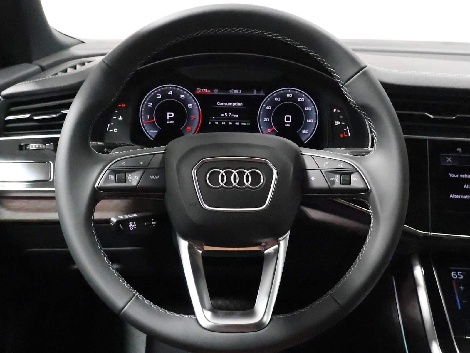 Thumbnail: 2026 Audi Q8 - 23