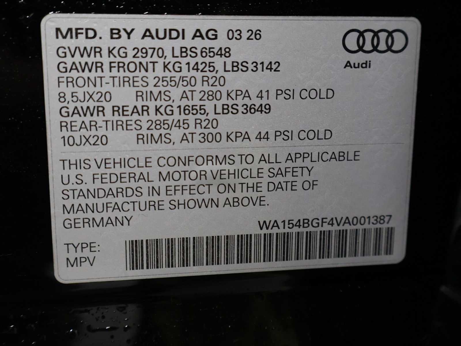 Thumbnail: 2027 Audi Q6 e-tron - 40