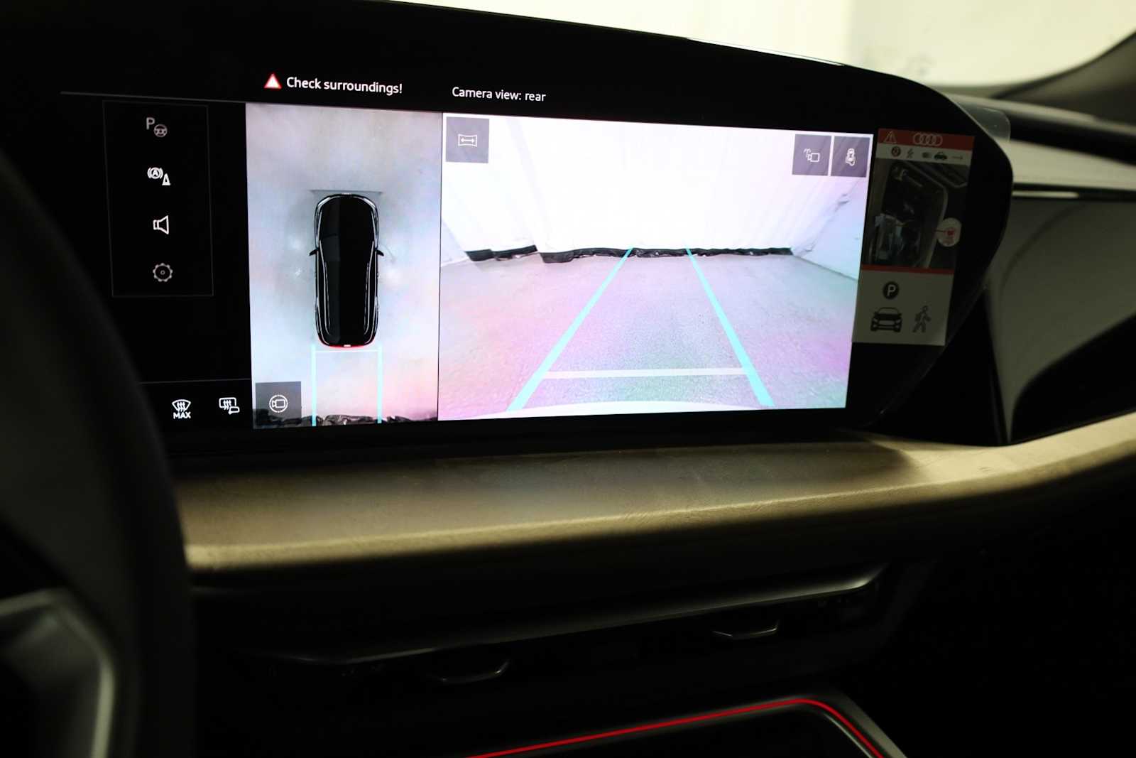 Thumbnail: 2025 Audi Q5 - 32