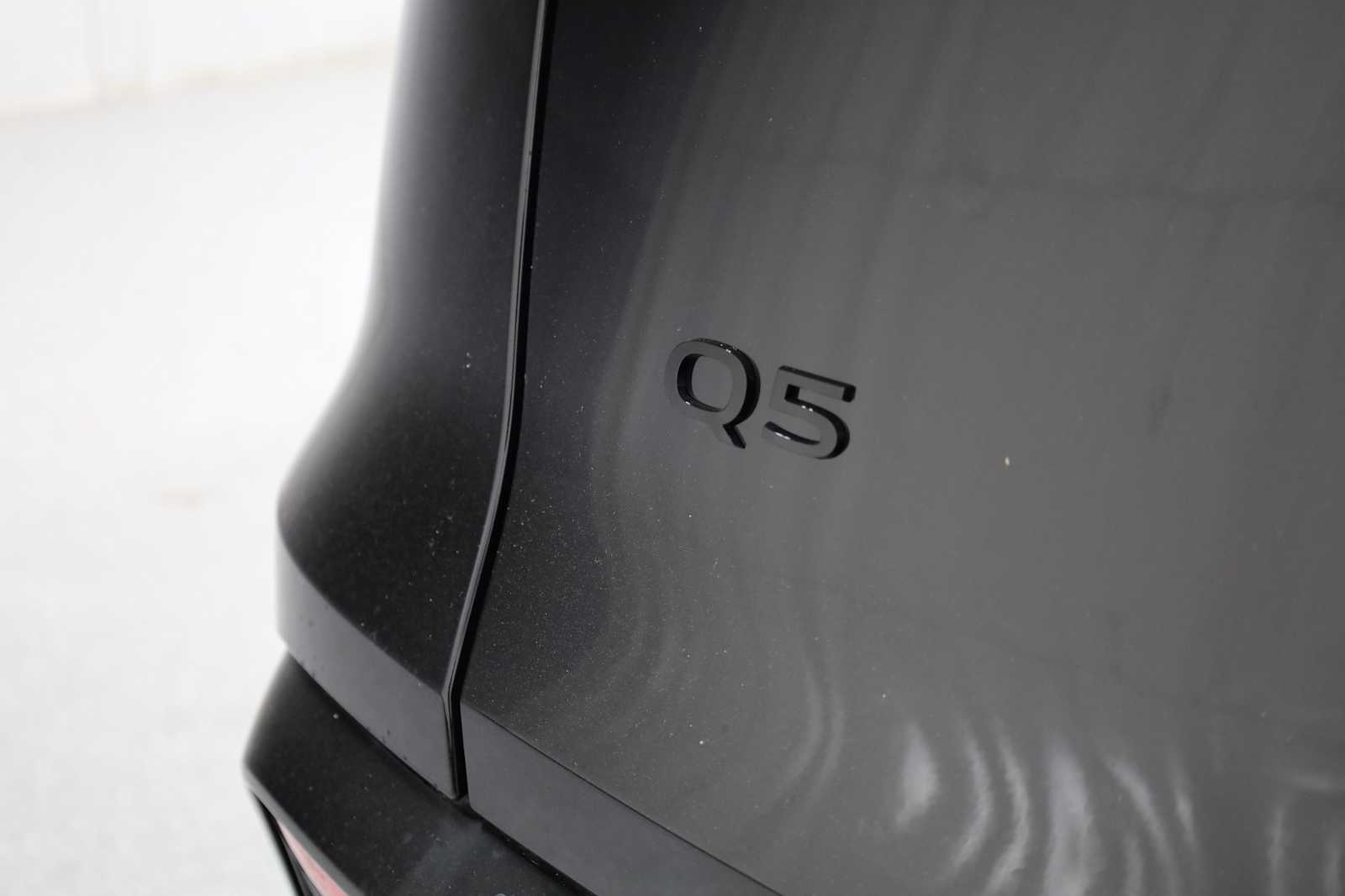 Thumbnail: 2025 Audi Q5 - 8