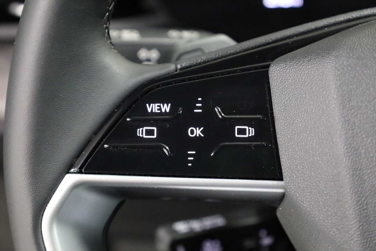 Thumbnail: 2025 Audi Q5 - 24