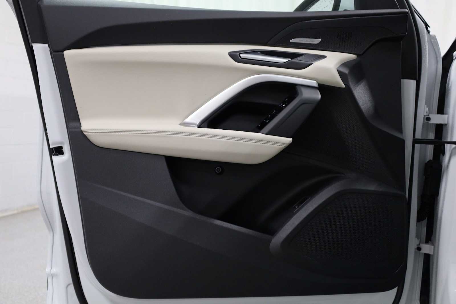 Thumbnail: 2026 Audi Q5 - 16