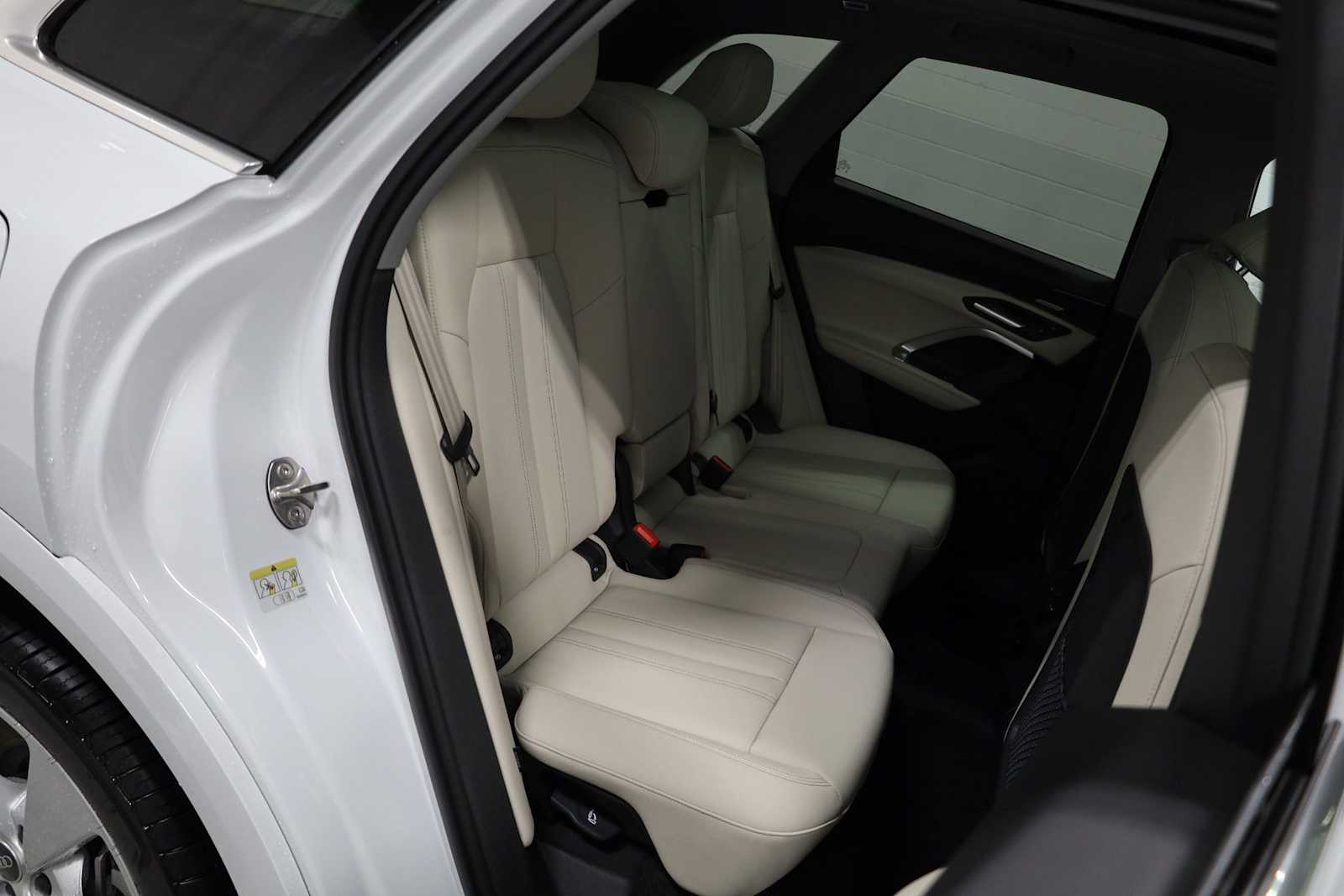 Thumbnail: 2026 Audi Q5 - 35