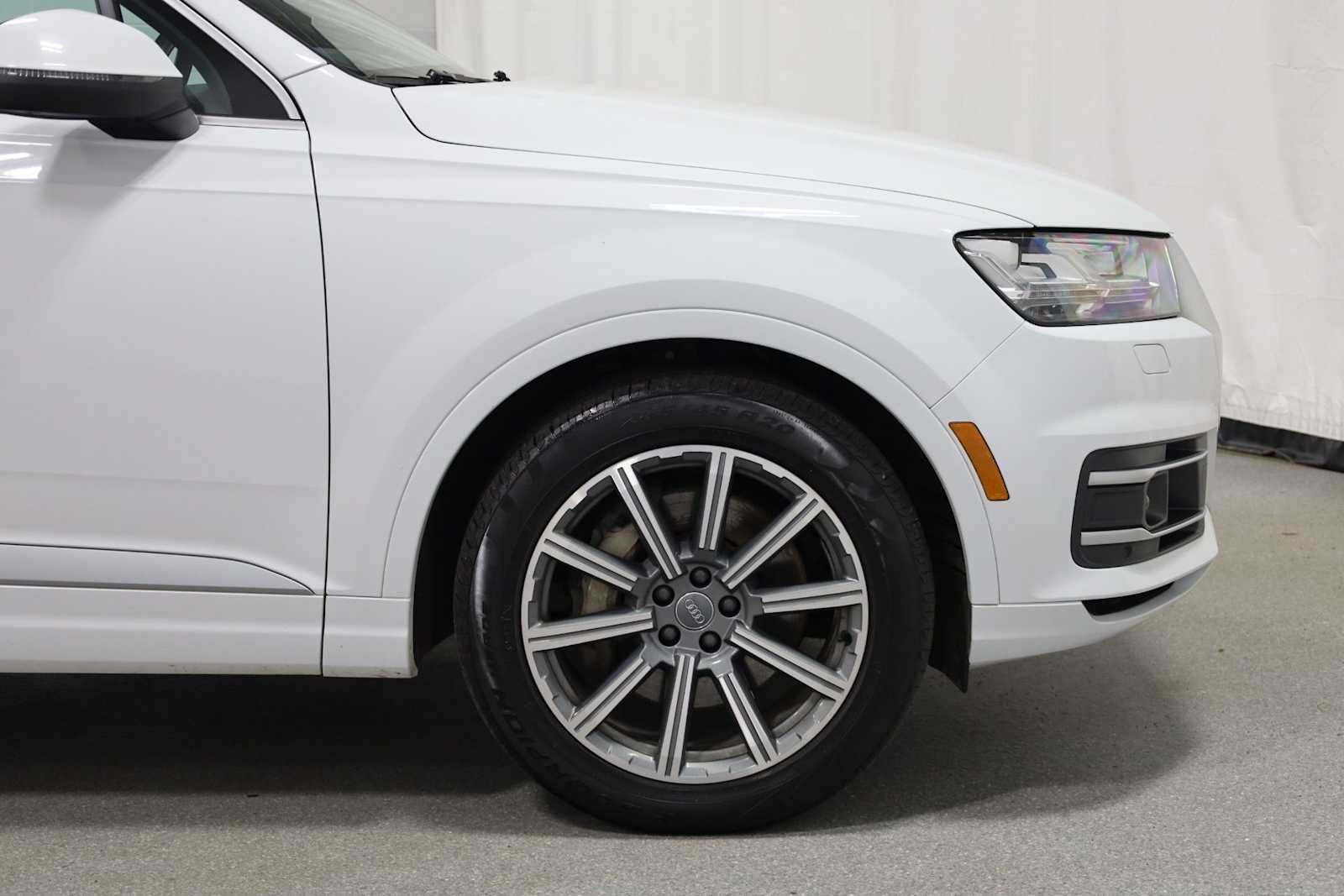 Thumbnail: 2018 Audi Q7 - 11