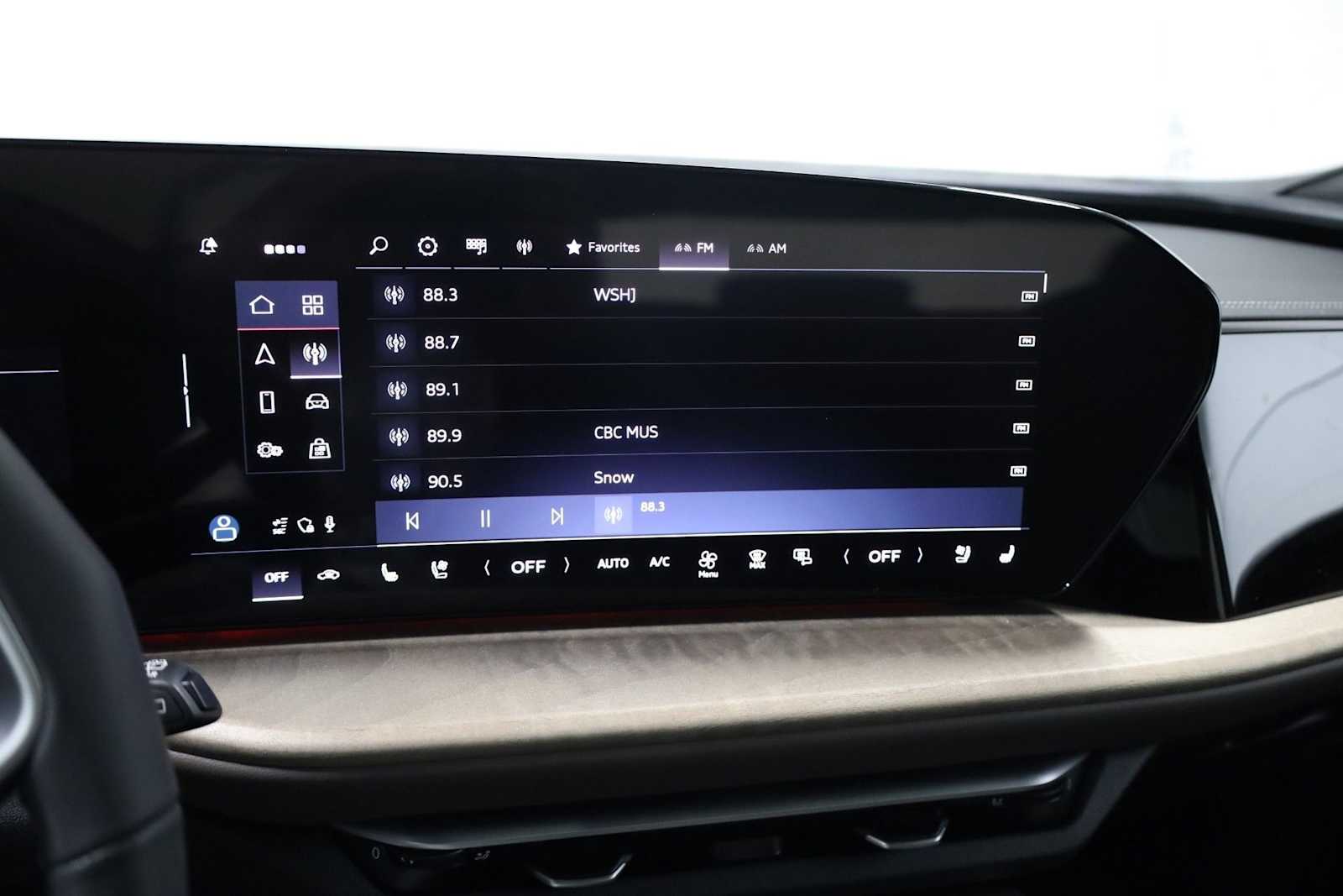 Thumbnail: 2025 Audi Q5 - 29