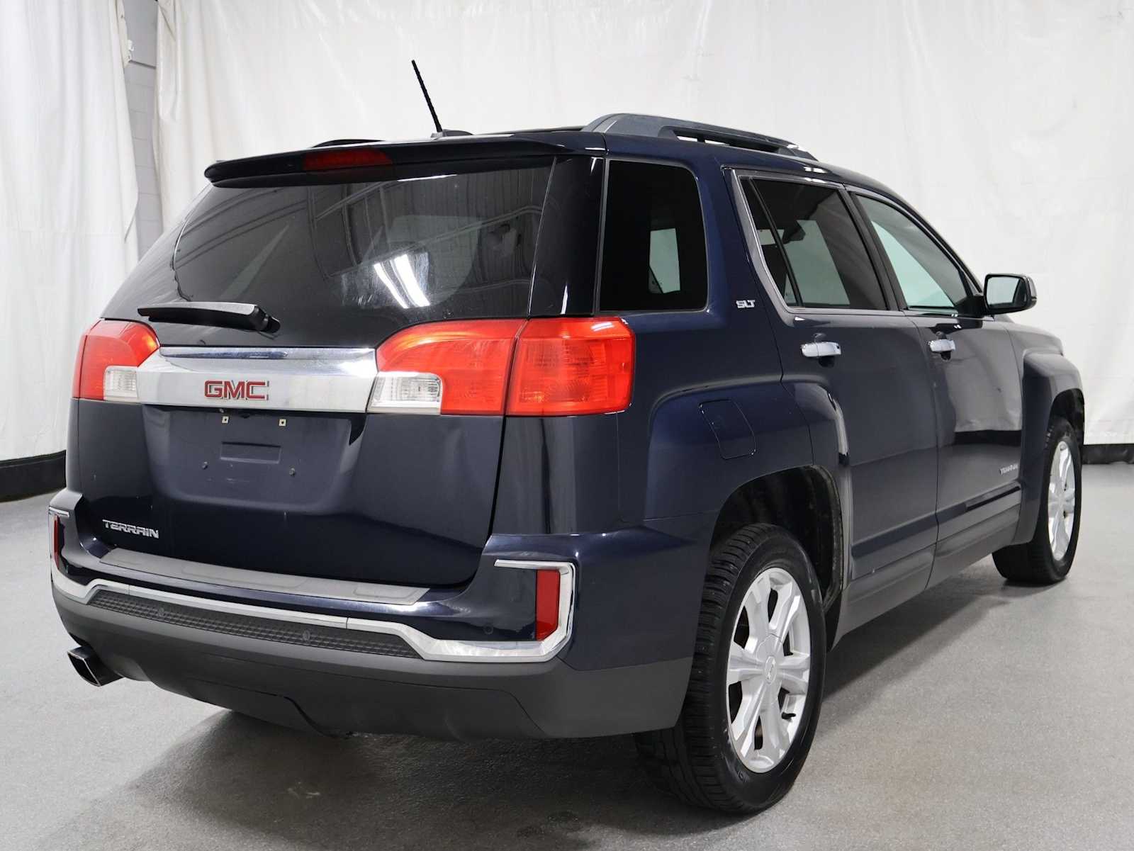 Thumbnail: 2016 GMC Terrain - 9